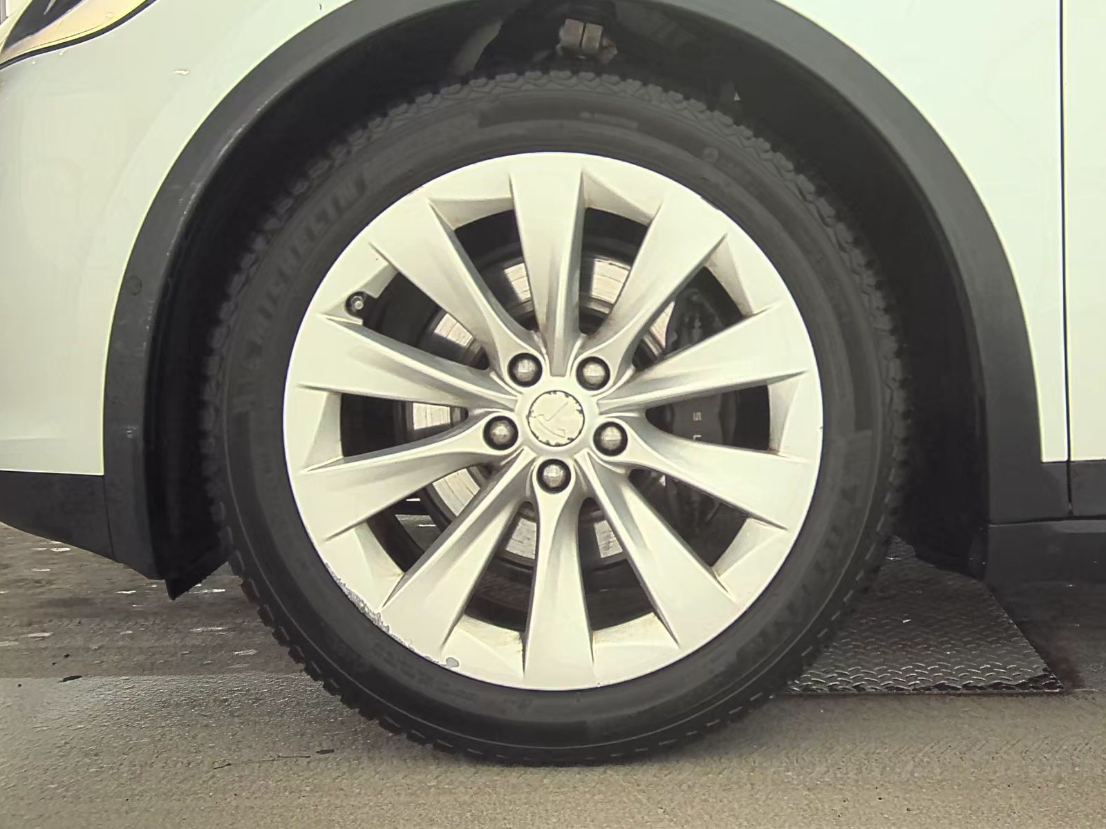 2018 Tesla Model X 75D AWD