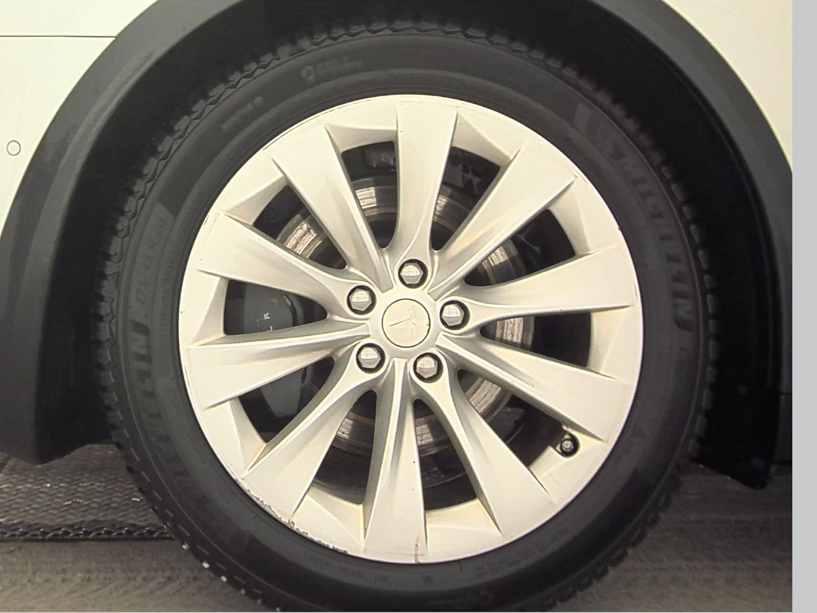 2018 Tesla Model X 75D AWD