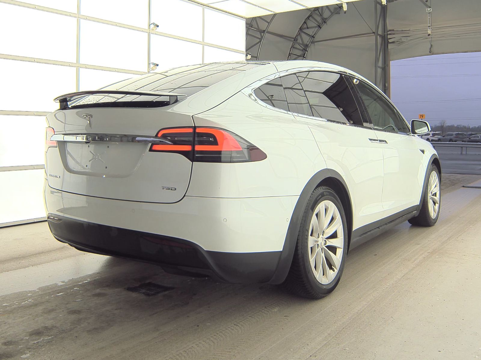 2018 Tesla Model X 75D AWD