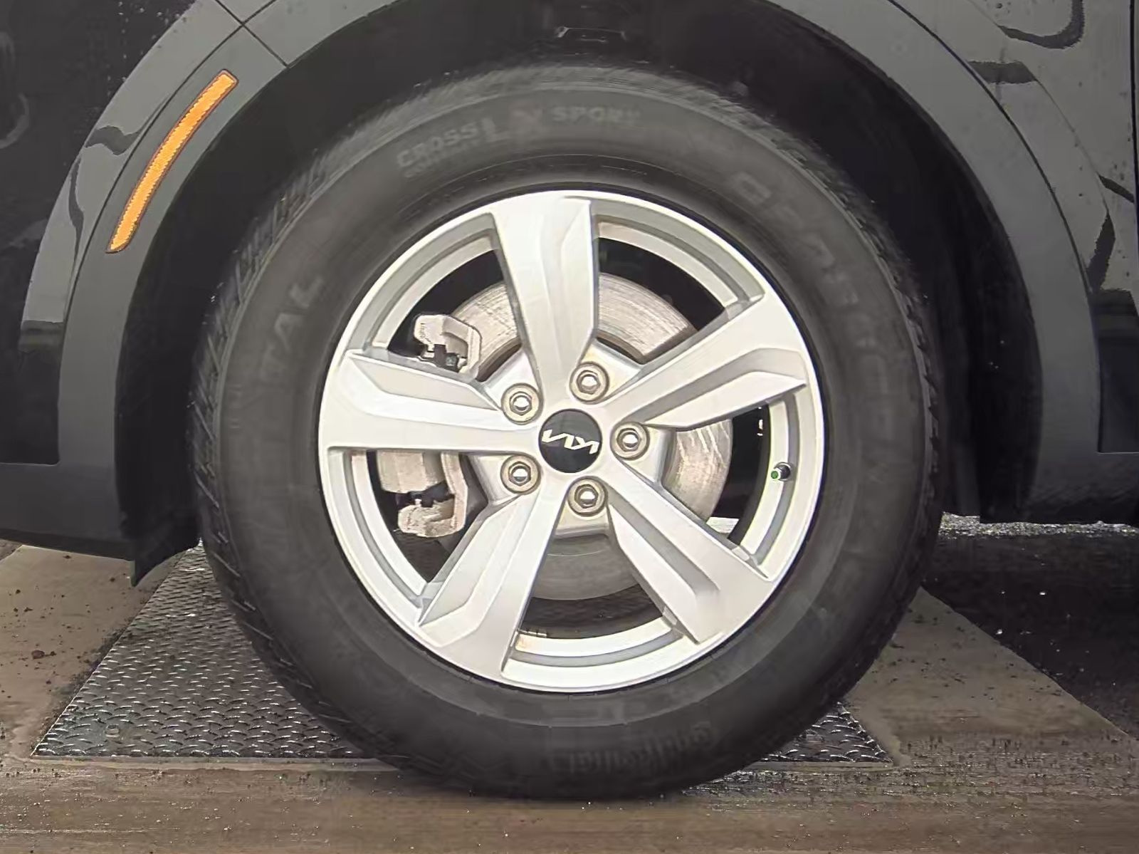 2023 Kia Sorento LX FWD