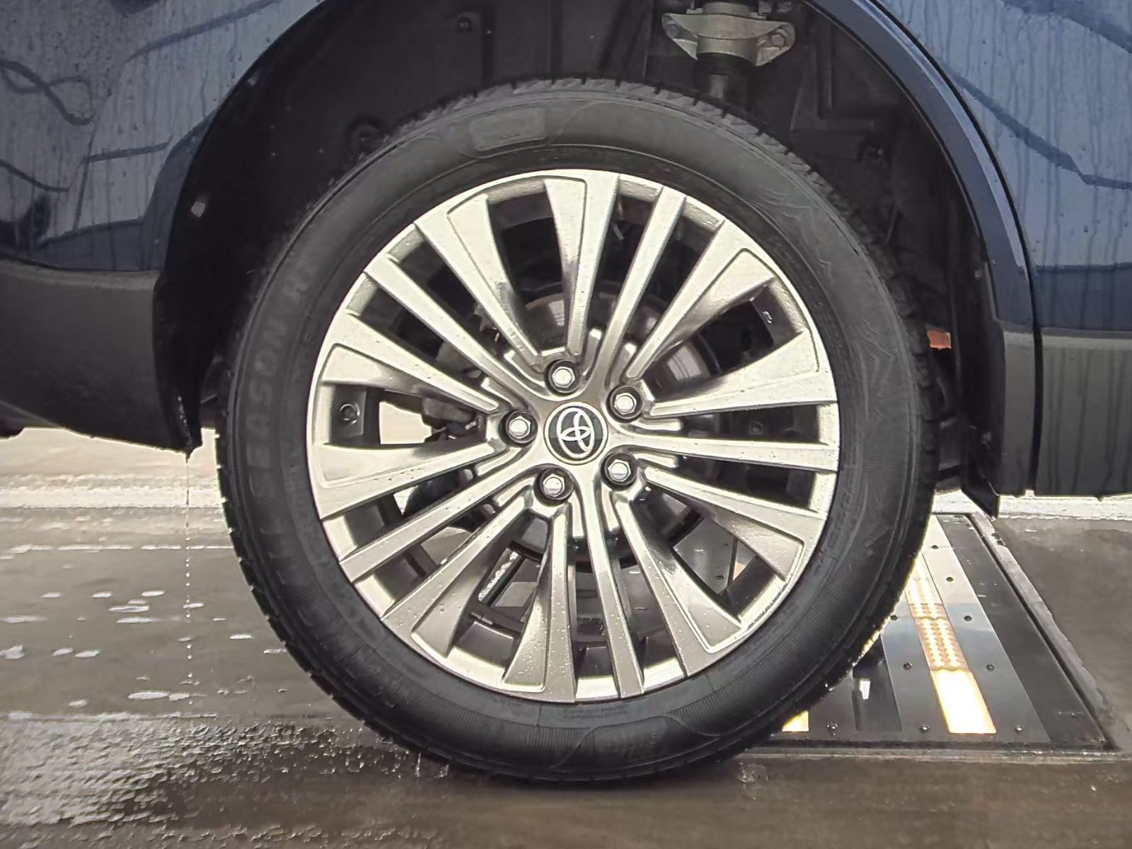 2022 Toyota Venza Limited AWD