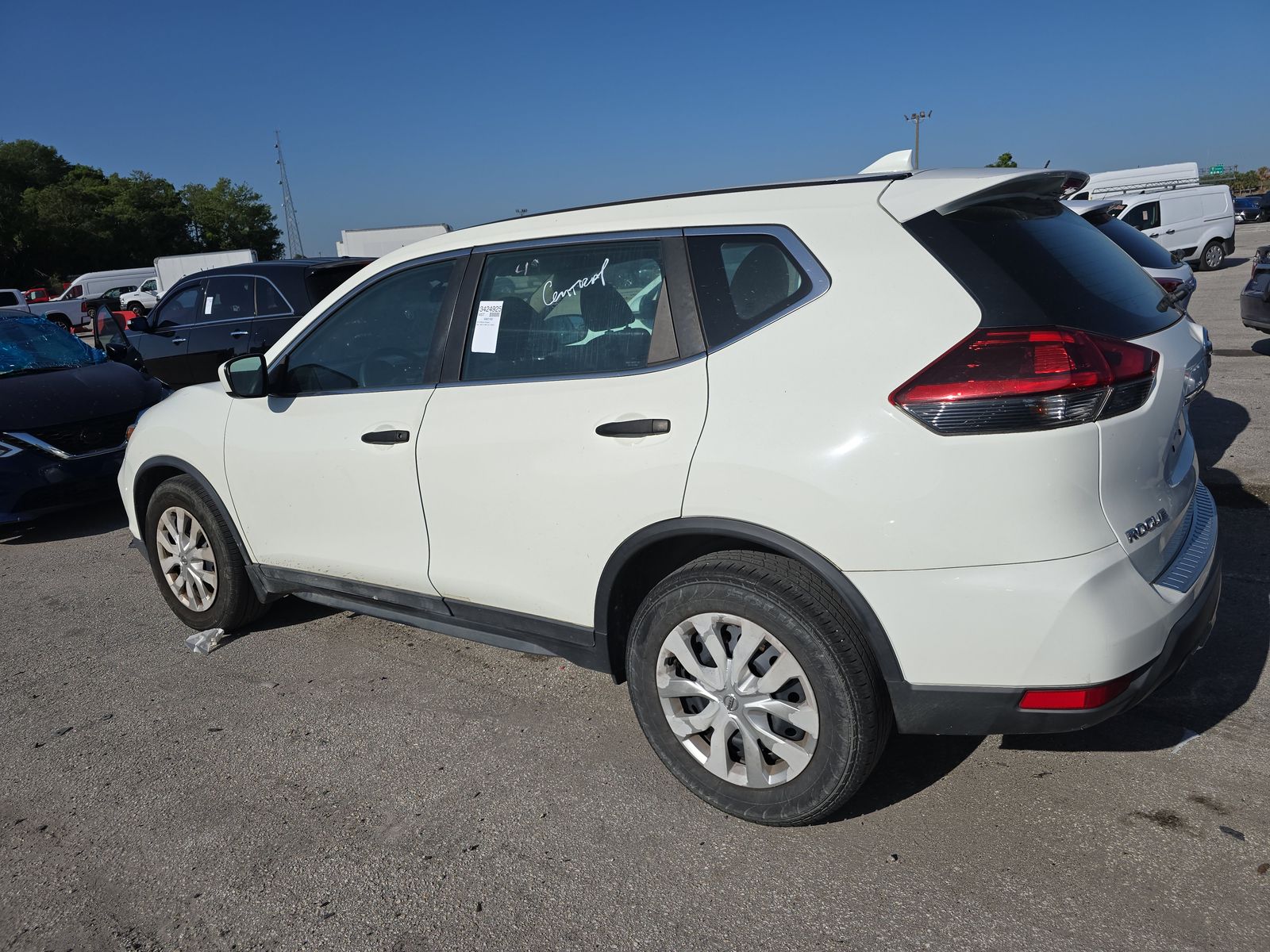 2018 Nissan Rogue S FWD