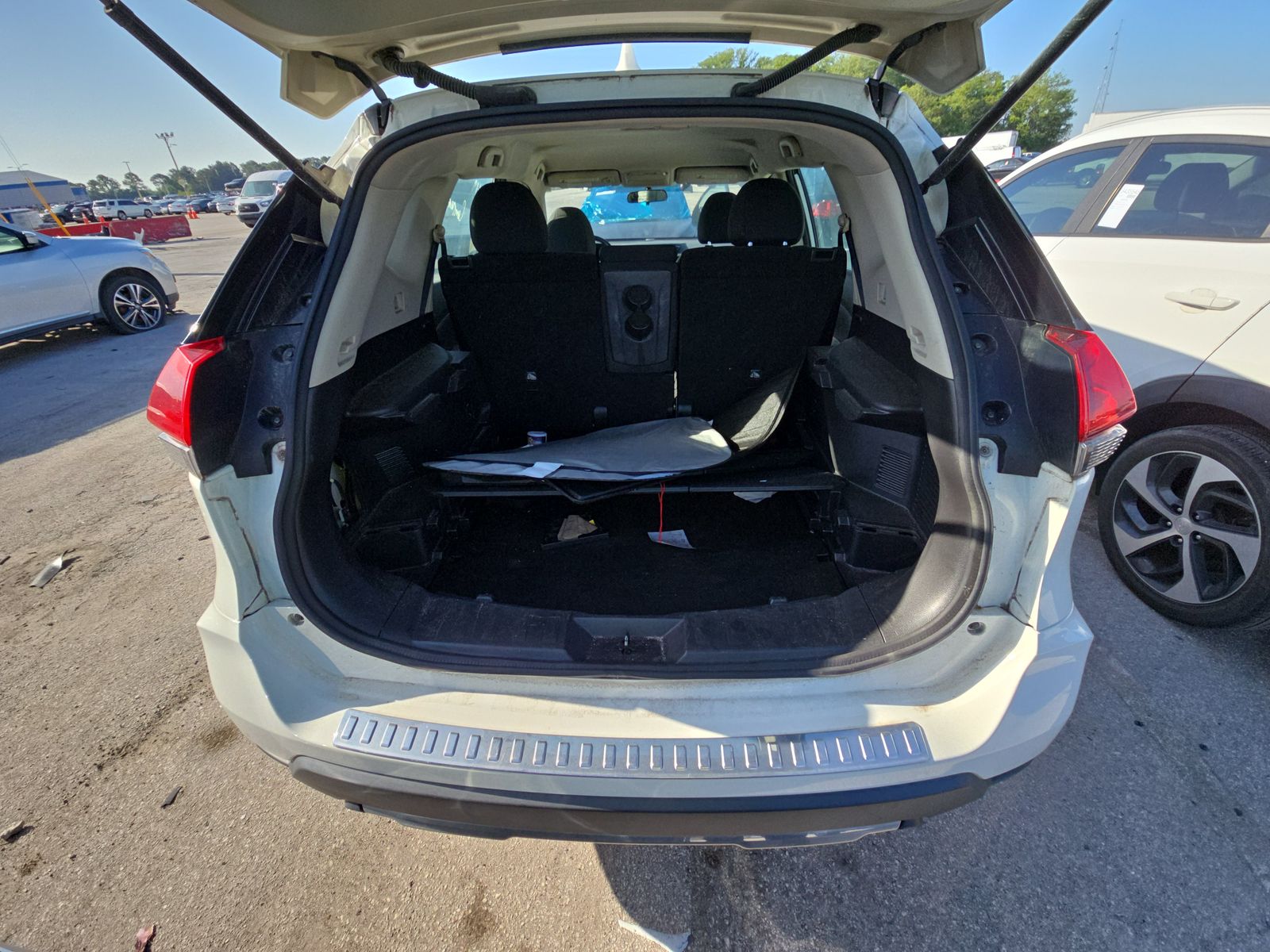 2018 Nissan Rogue S FWD