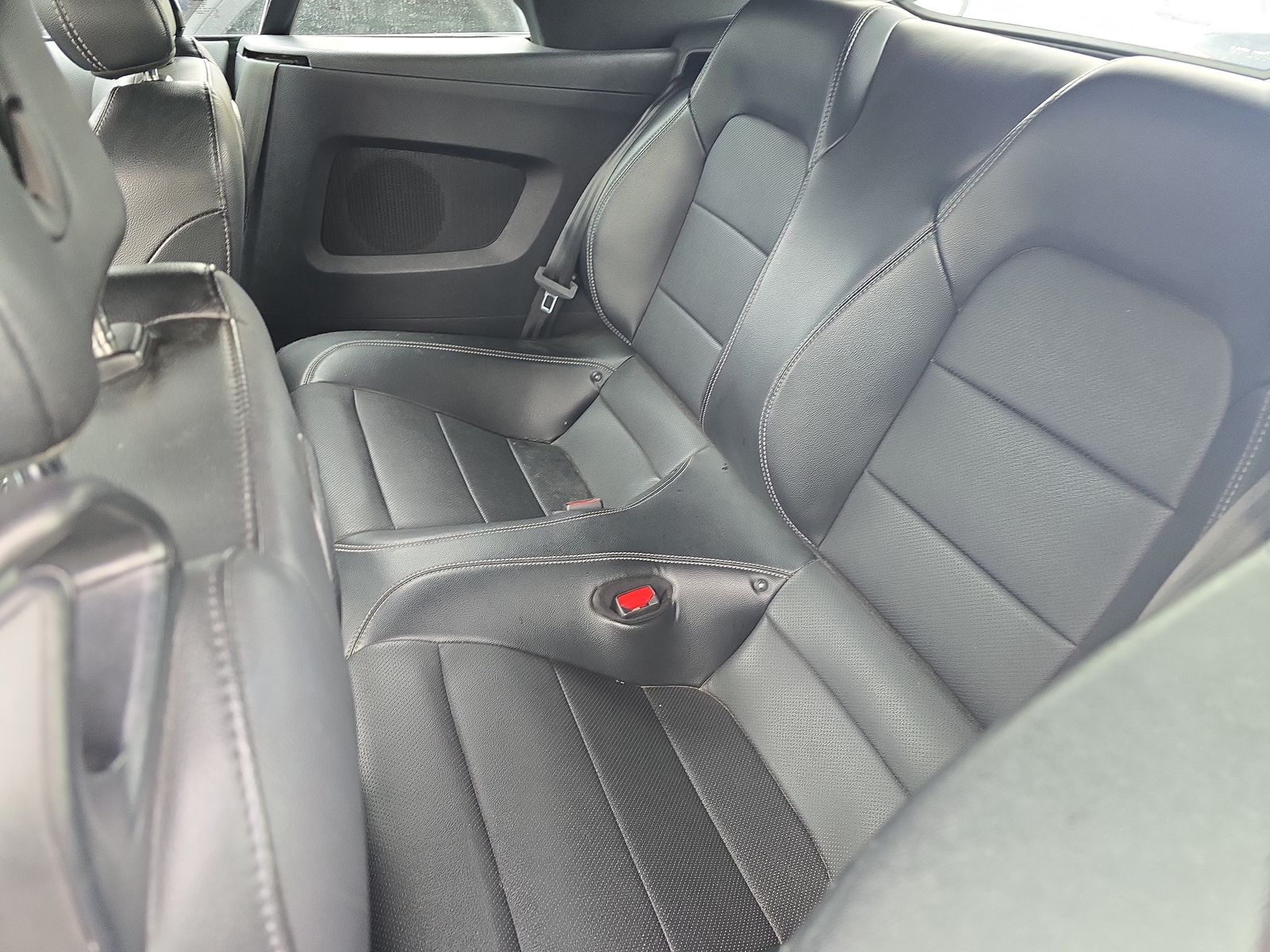 2022 Ford Mustang EcoBoost Premium RWD