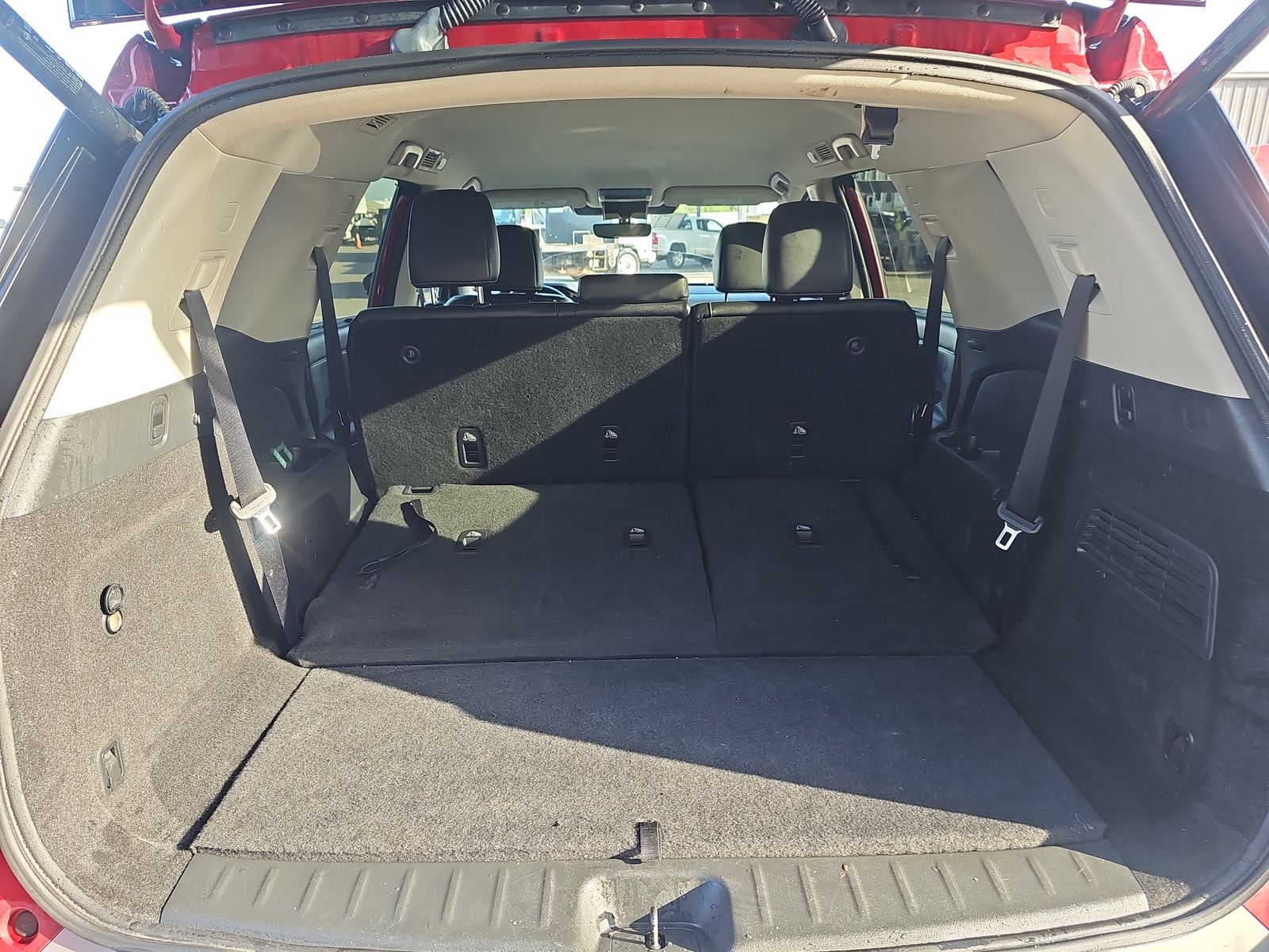 2023 Nissan Pathfinder SL FWD