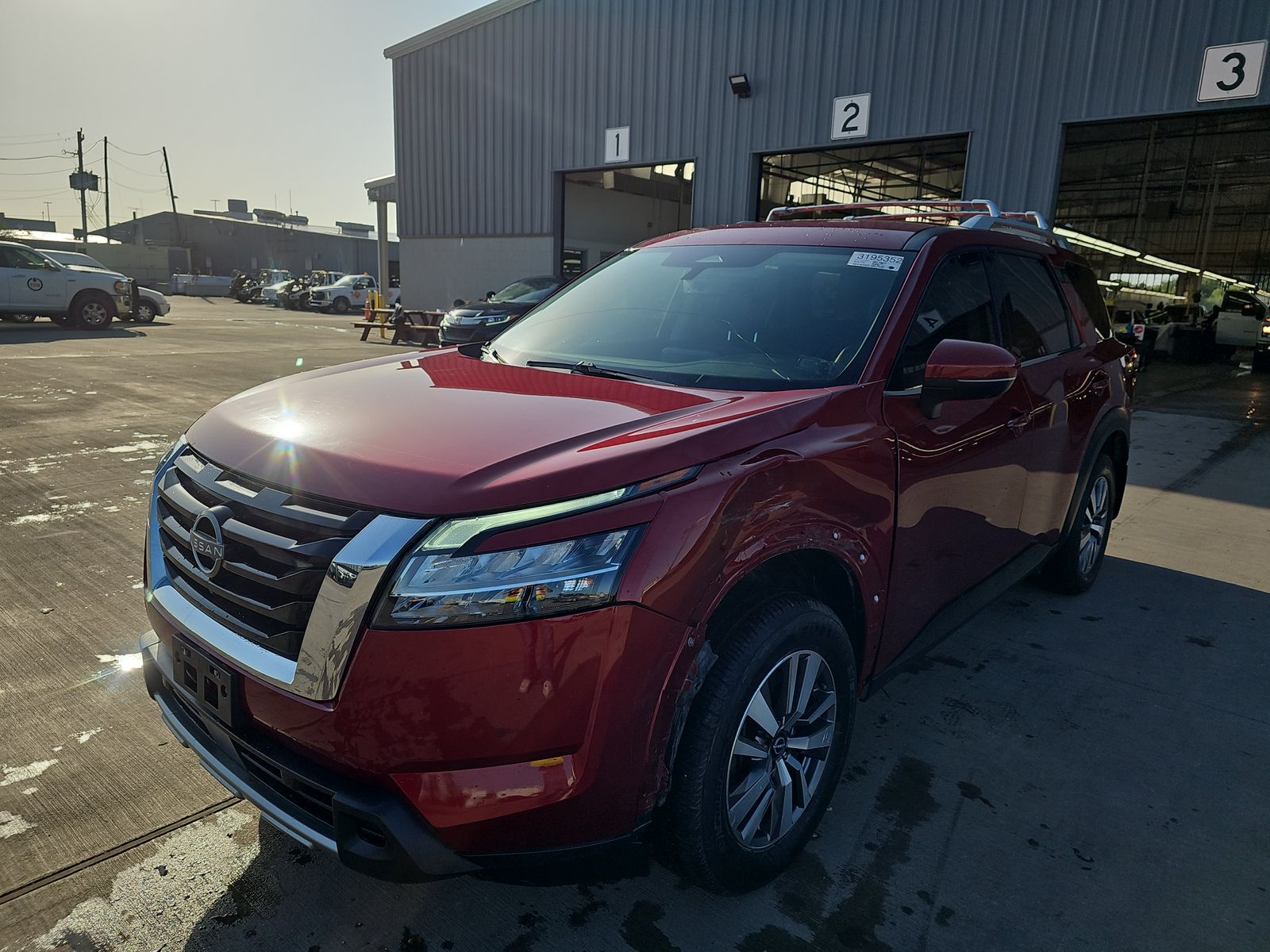 2023 Nissan Pathfinder SL FWD