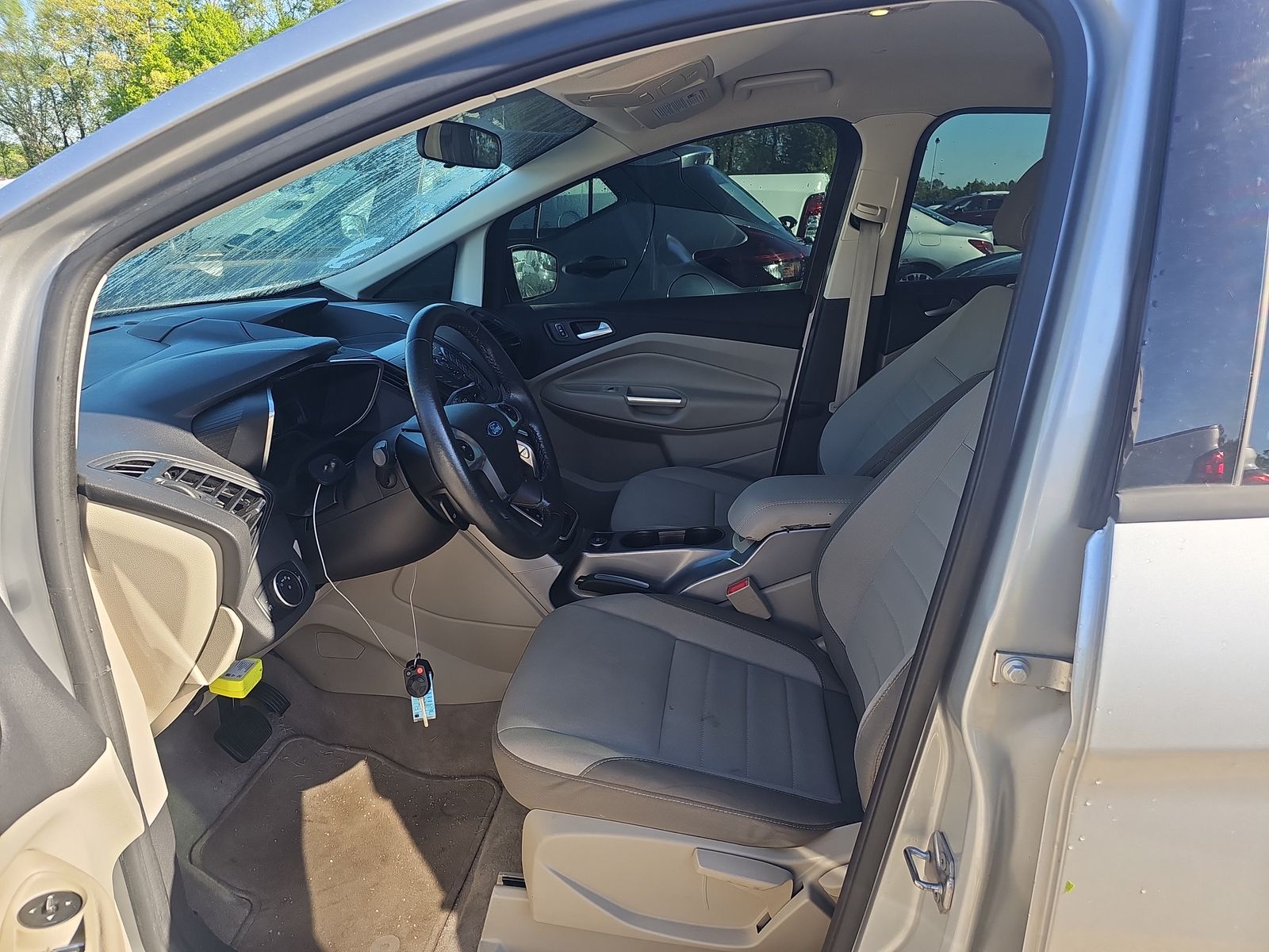 2015 Ford C-MAX Hybrid SE FWD