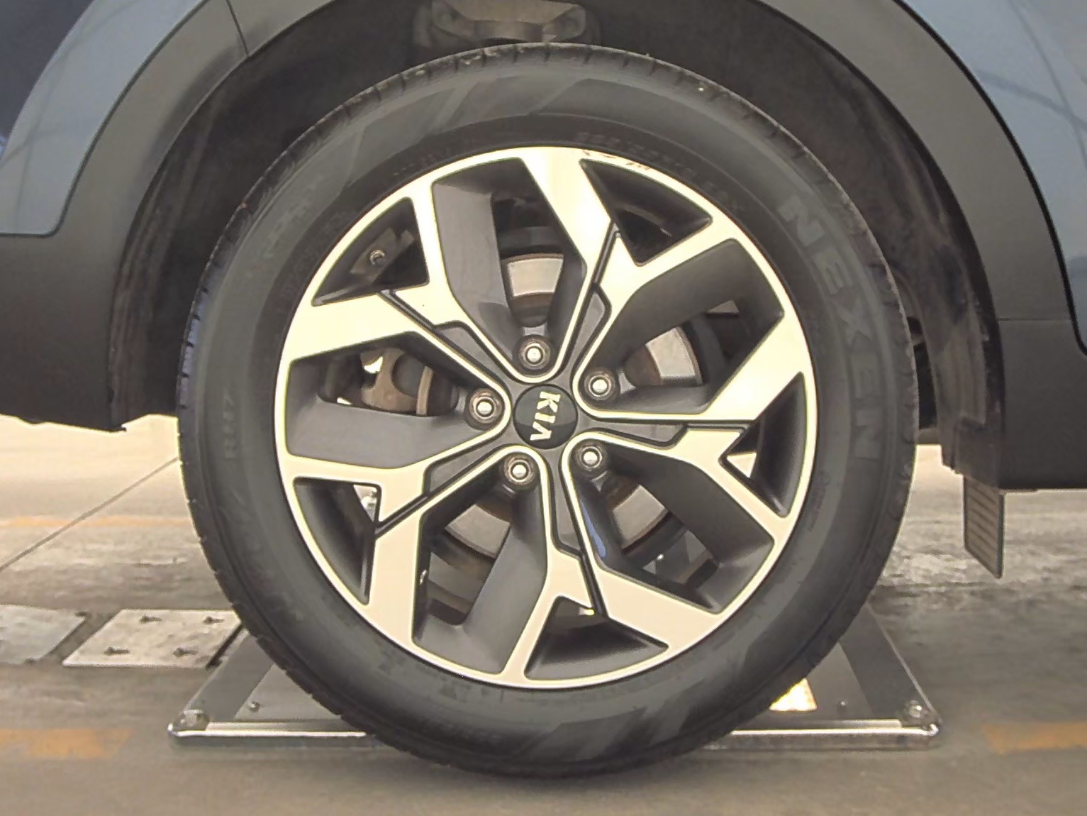 2020 Kia Sportage EX FWD