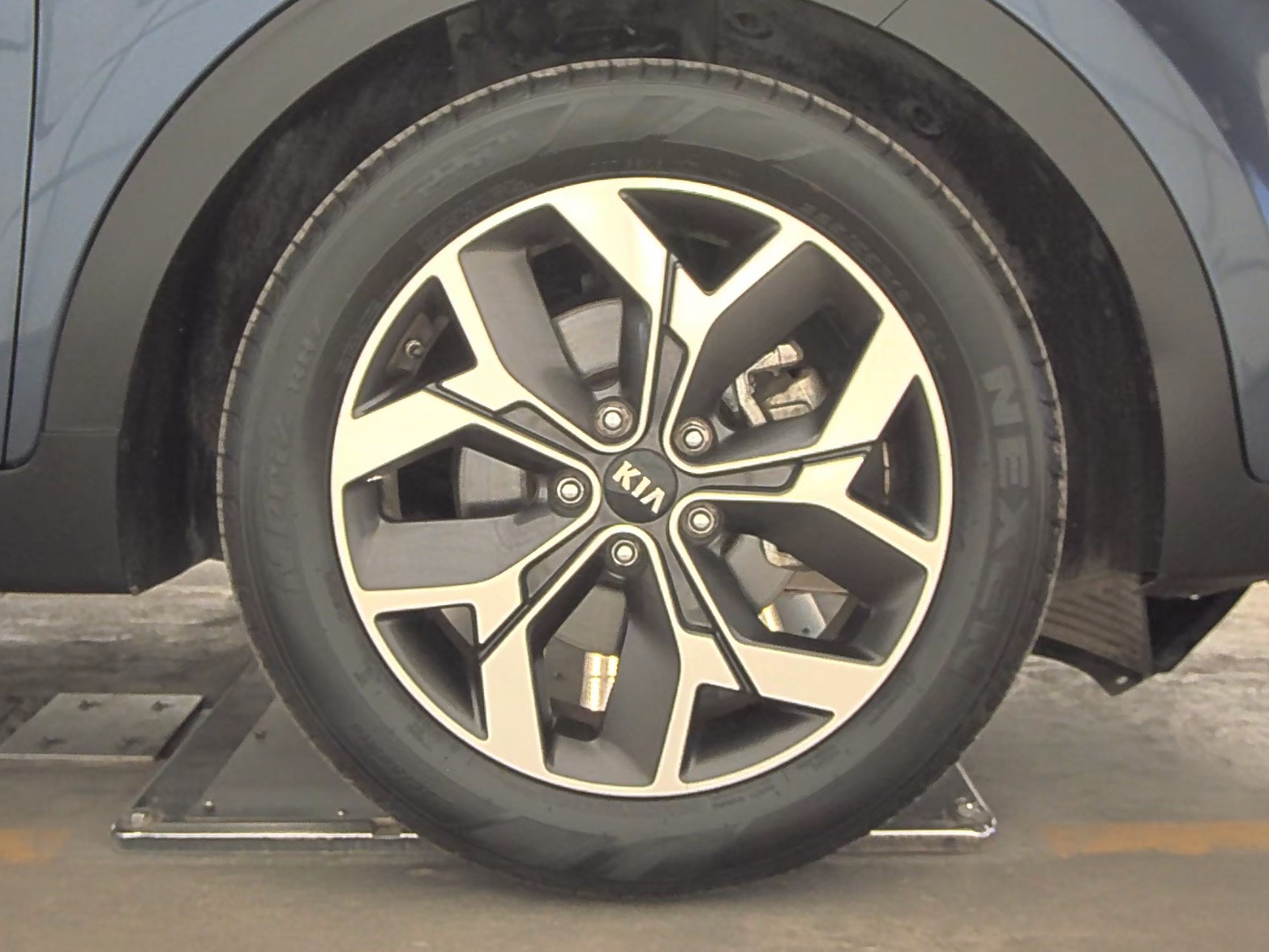 2020 Kia Sportage EX FWD