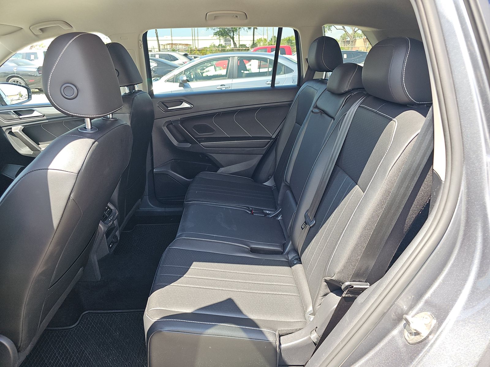 2022 Volkswagen Tiguan 2.0T SE AWD