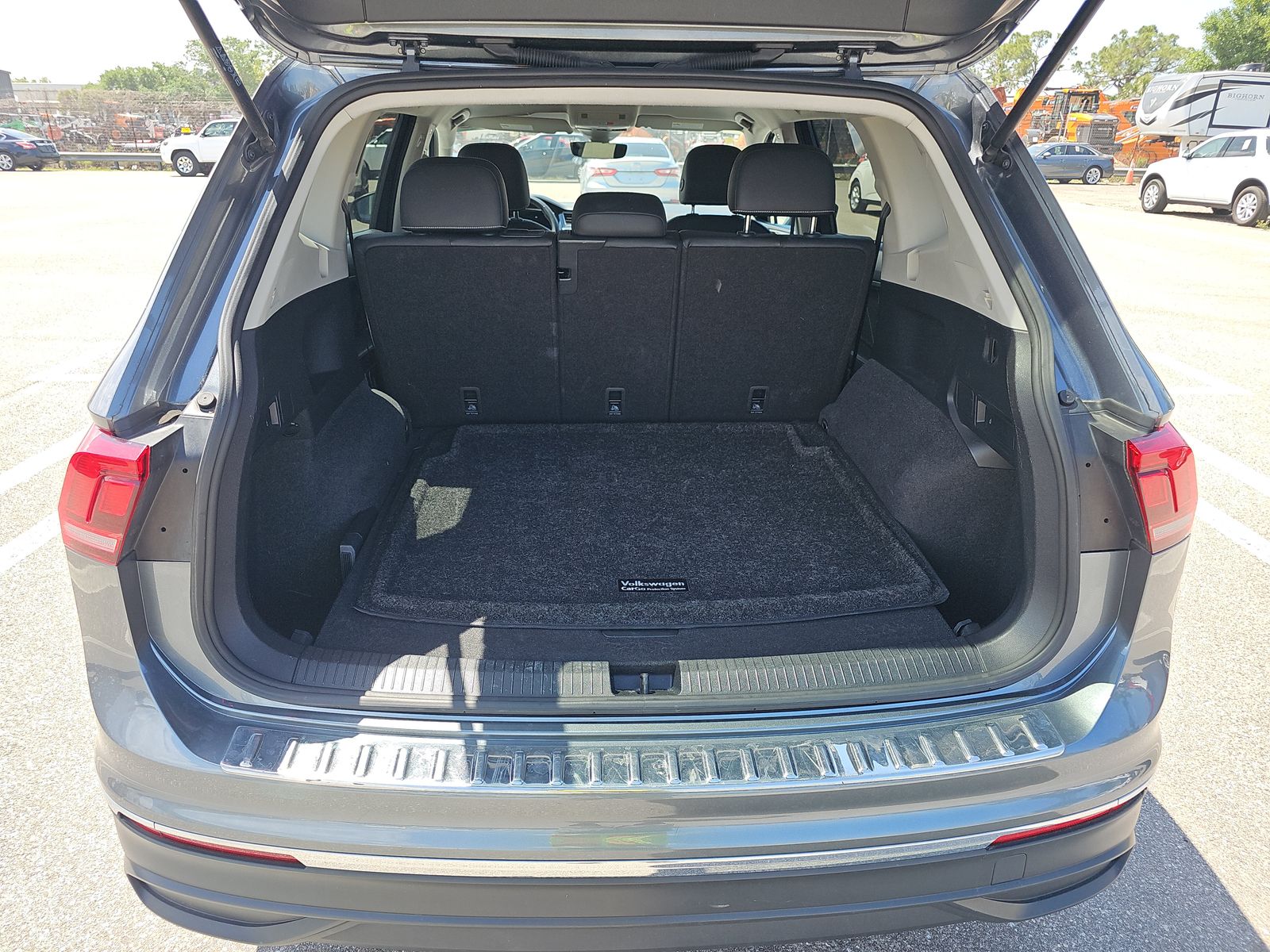 2022 Volkswagen Tiguan 2.0T SE AWD
