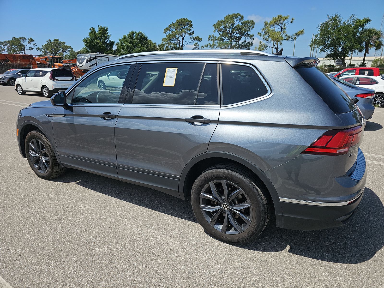 2022 Volkswagen Tiguan 2.0T SE AWD