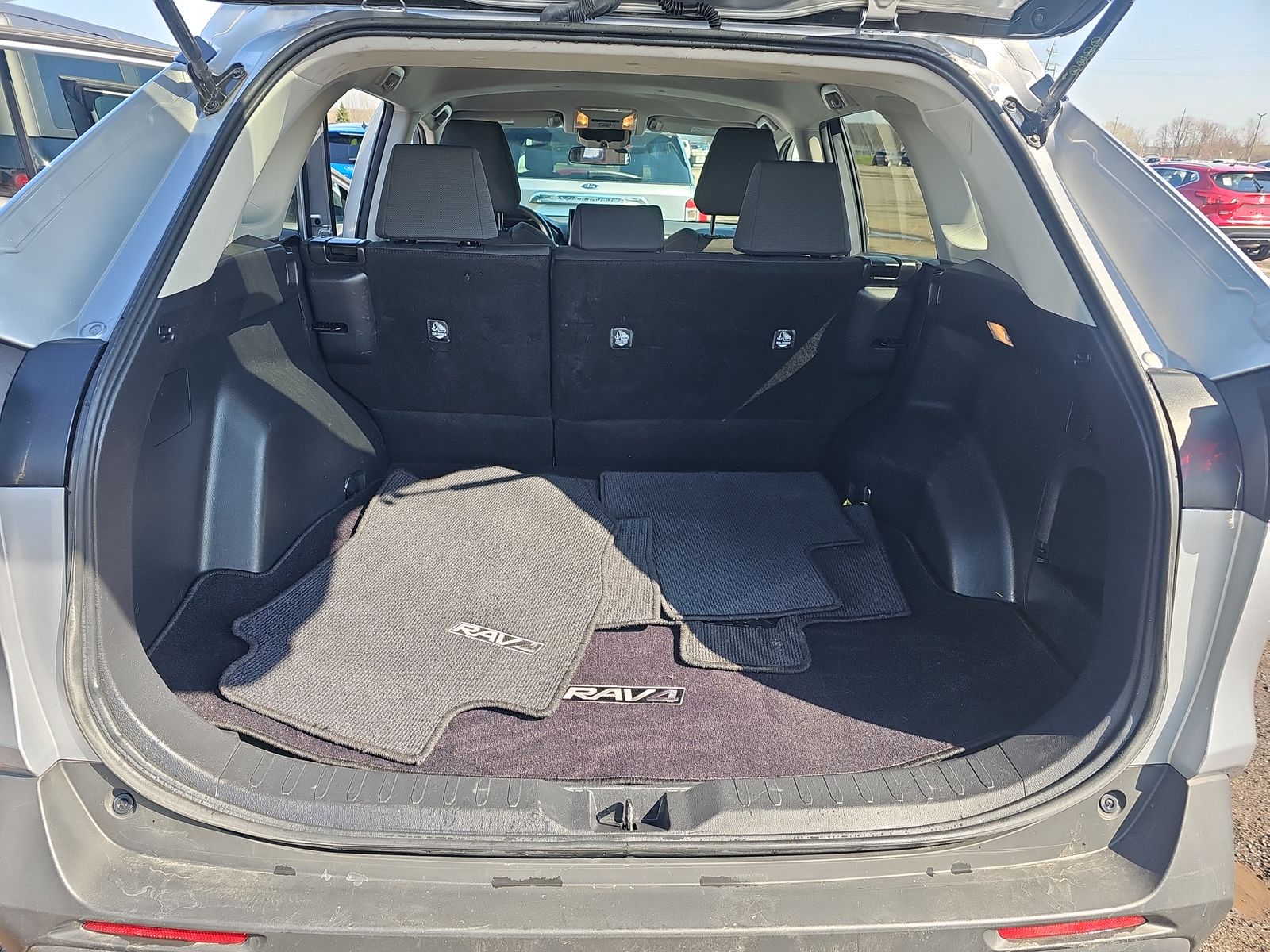 2021 Toyota RAV4 Hybrid XLE AWD