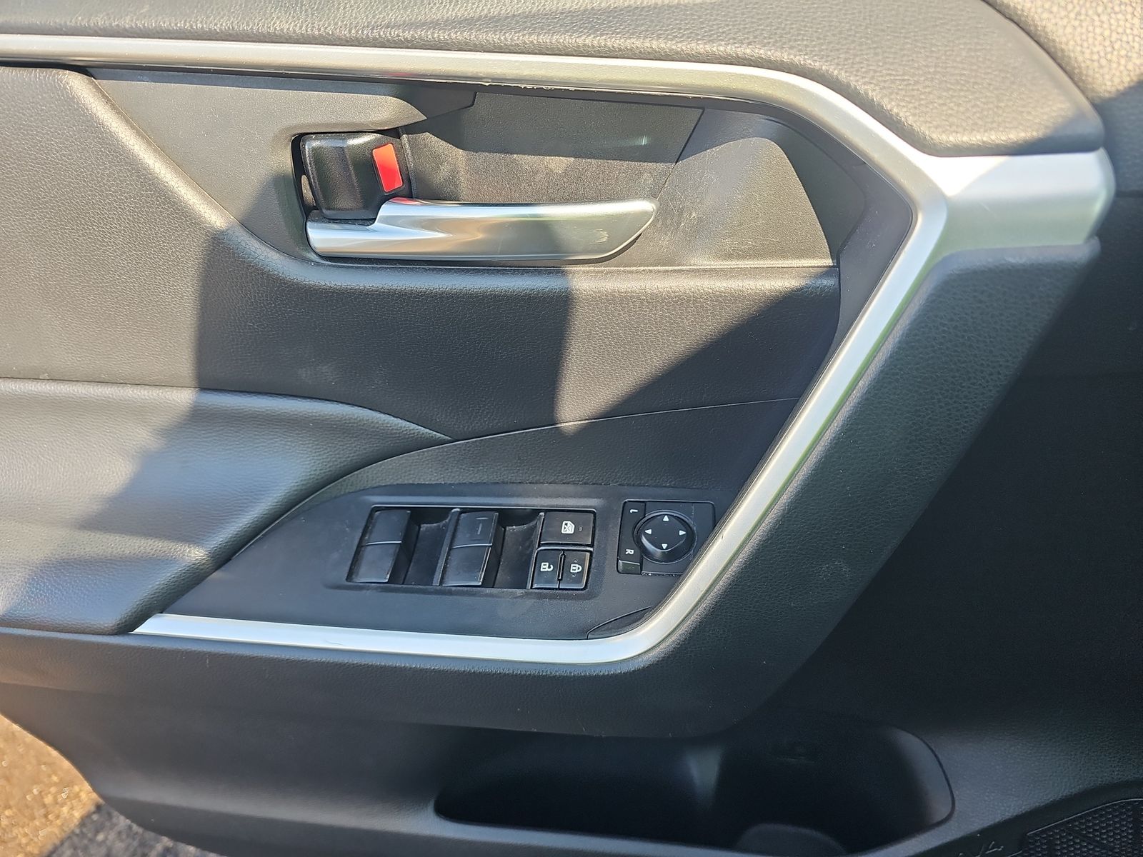 2021 Toyota RAV4 Hybrid XLE AWD
