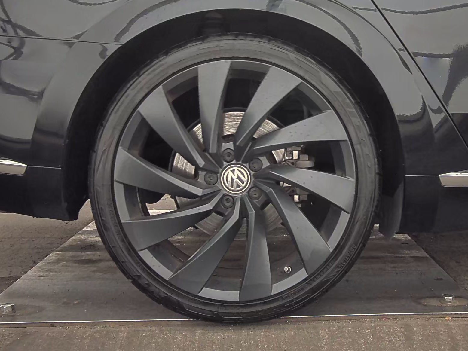 2019 Volkswagen Arteon 2.0T SEL R-Line AWD