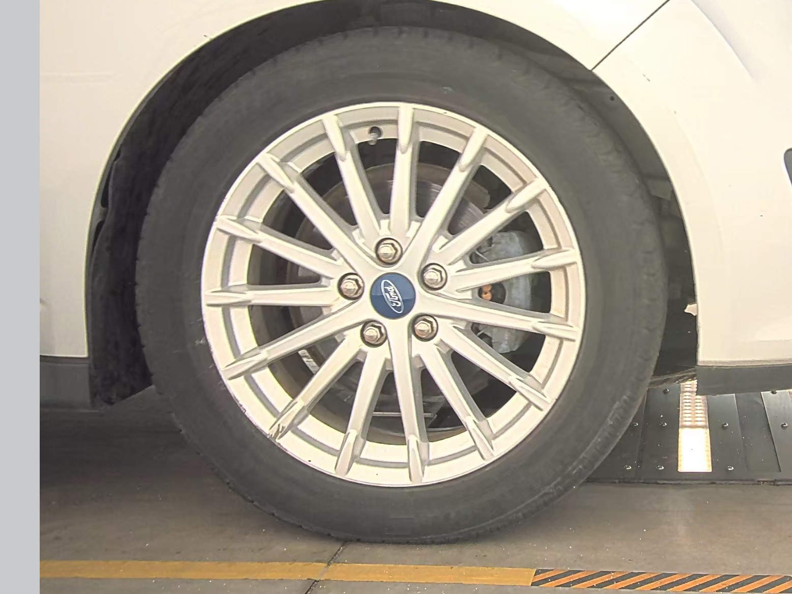2015 Ford C-MAX Hybrid SE FWD