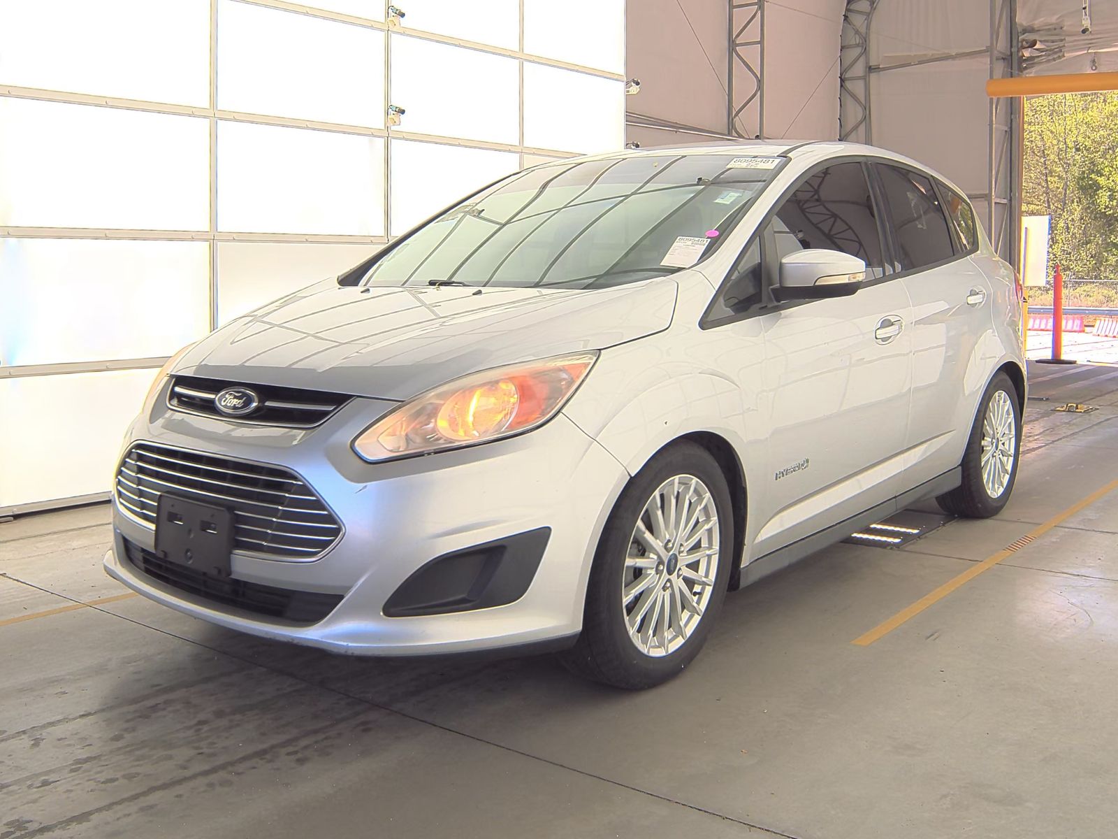 High-quality used cars Ford C-MAX. Only Clean Title!