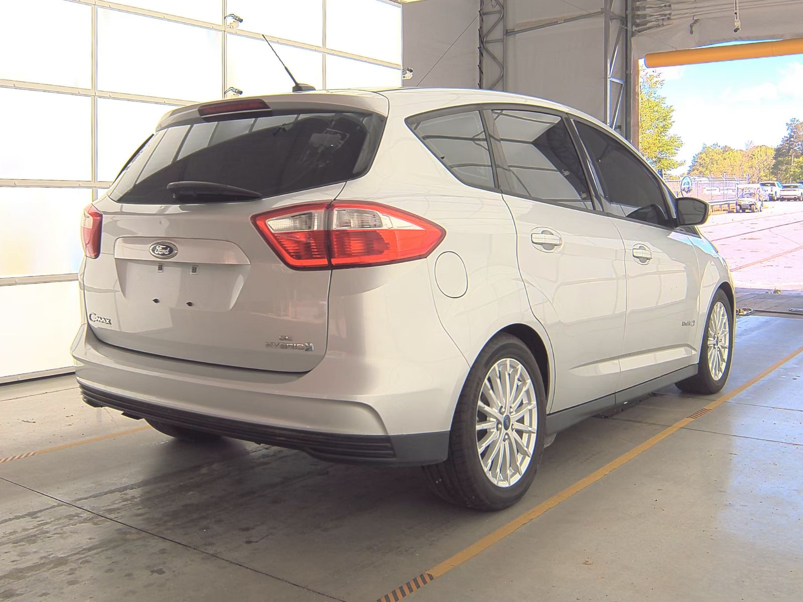 2015 Ford C-MAX Hybrid SE FWD