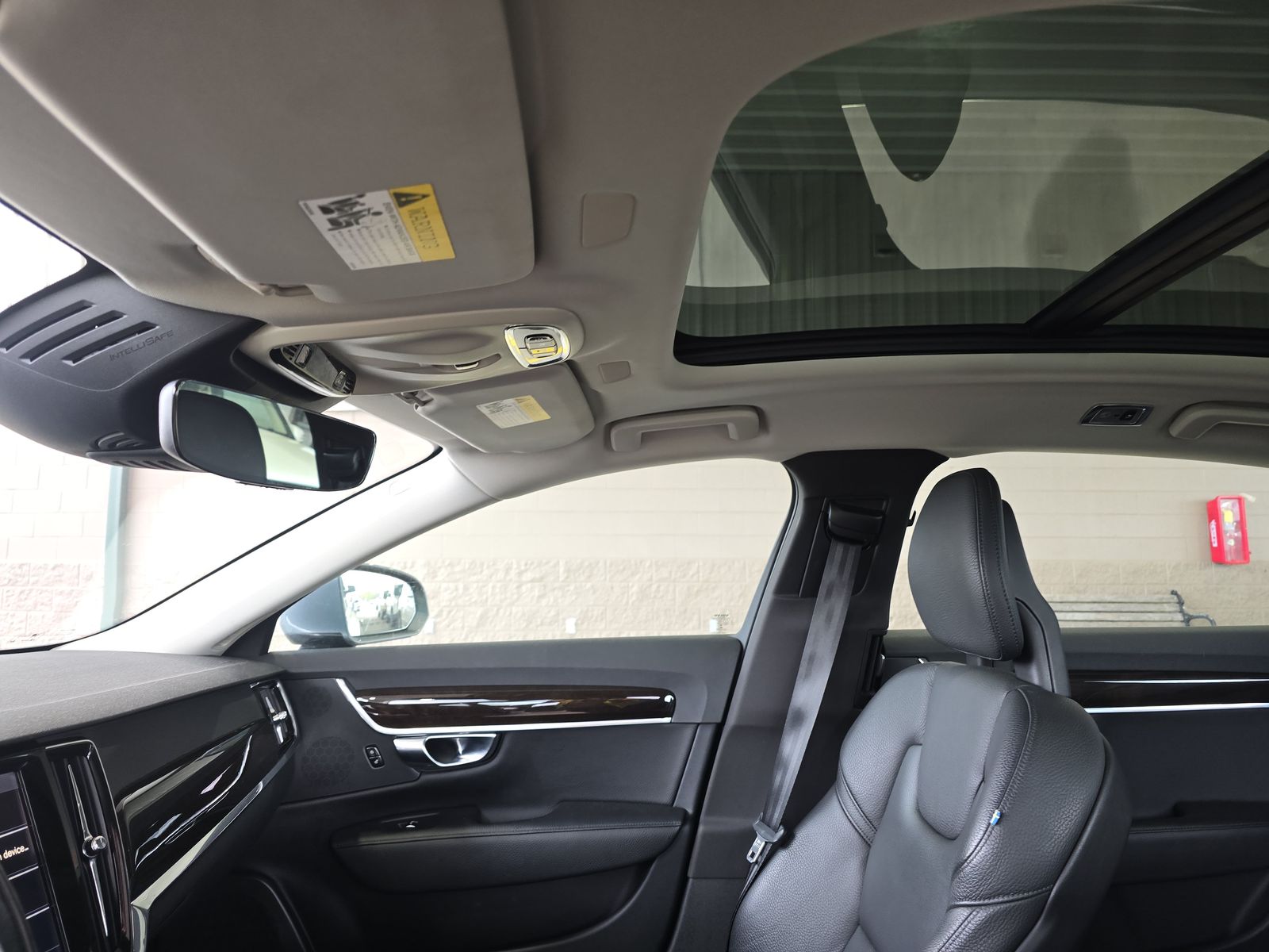 2018 Volvo S90 T5 Momentum AWD