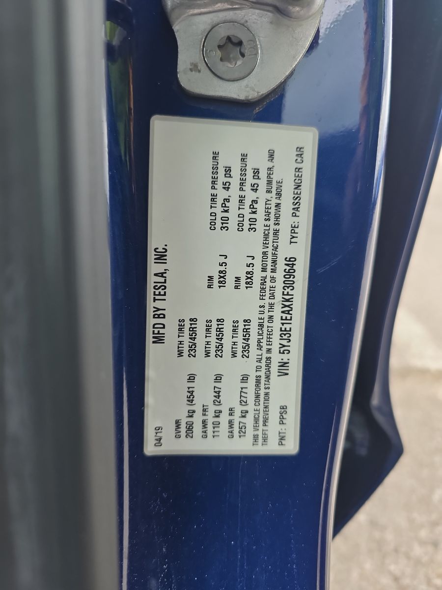 2019 Tesla Model 3 Long Range FWD