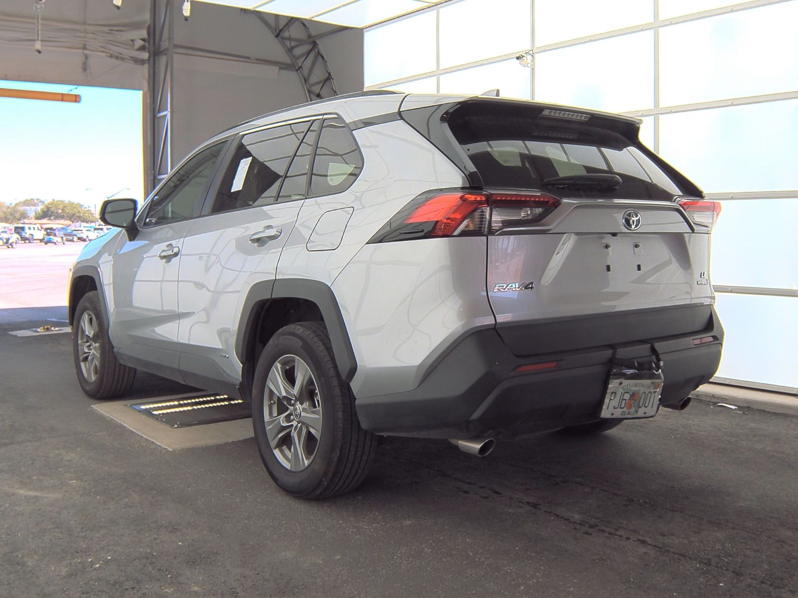 2024 Toyota RAV4 Hybrid LE AWD