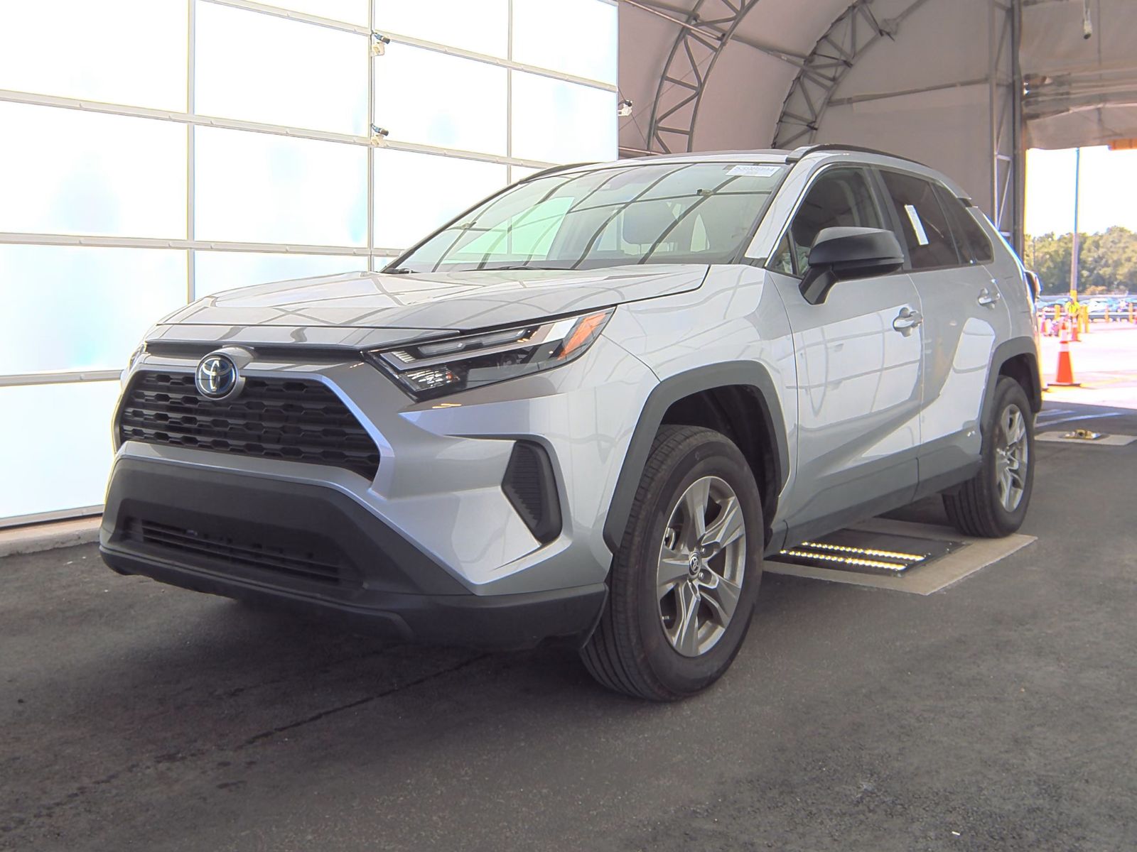 2024 Toyota RAV4 Hybrid LE AWD