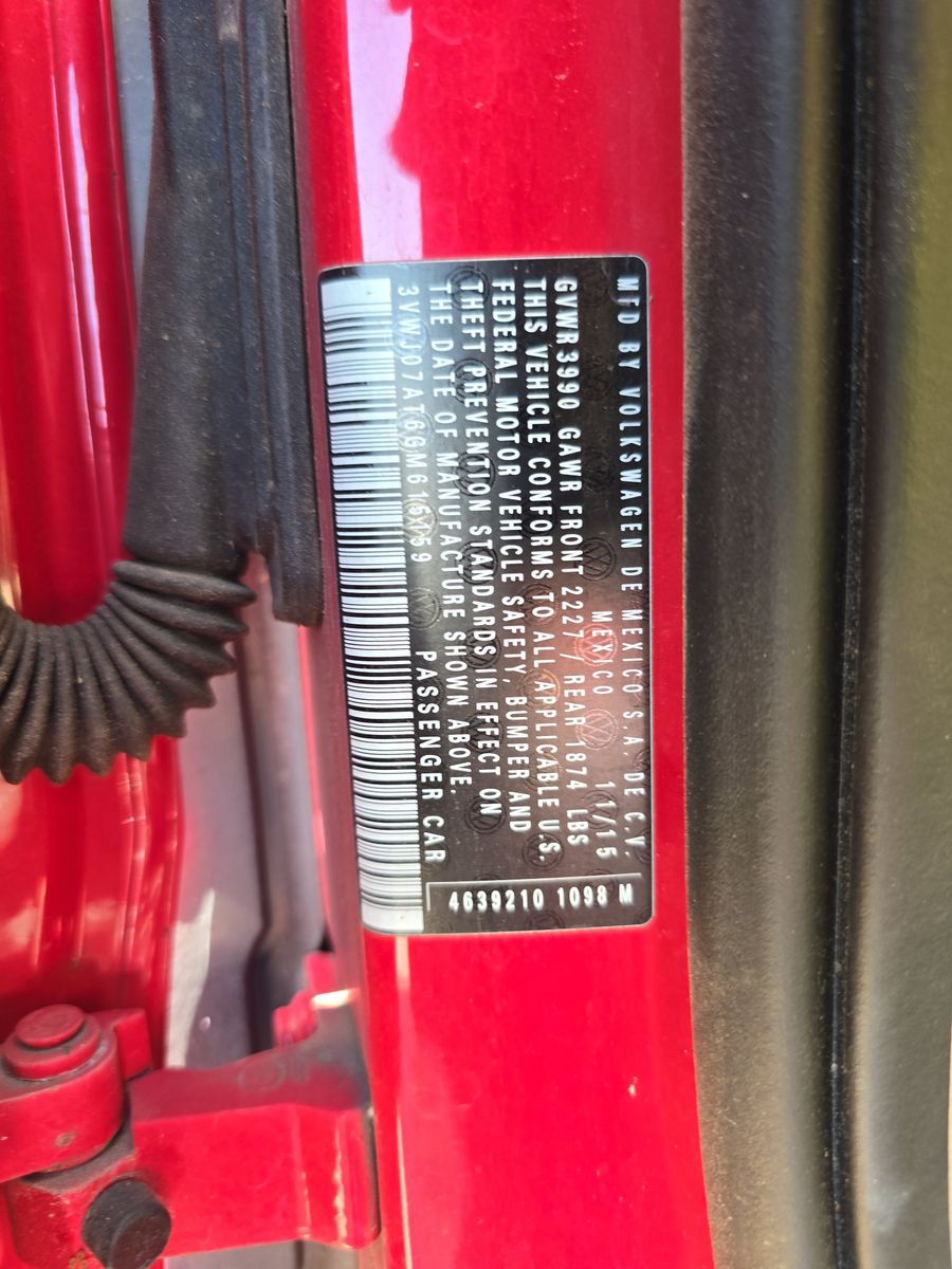 2016 Volkswagen Beetle 1.8T SEL FWD