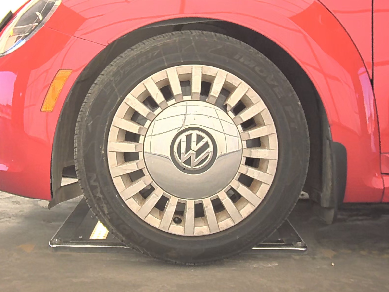 2016 Volkswagen Beetle 1.8T SEL FWD