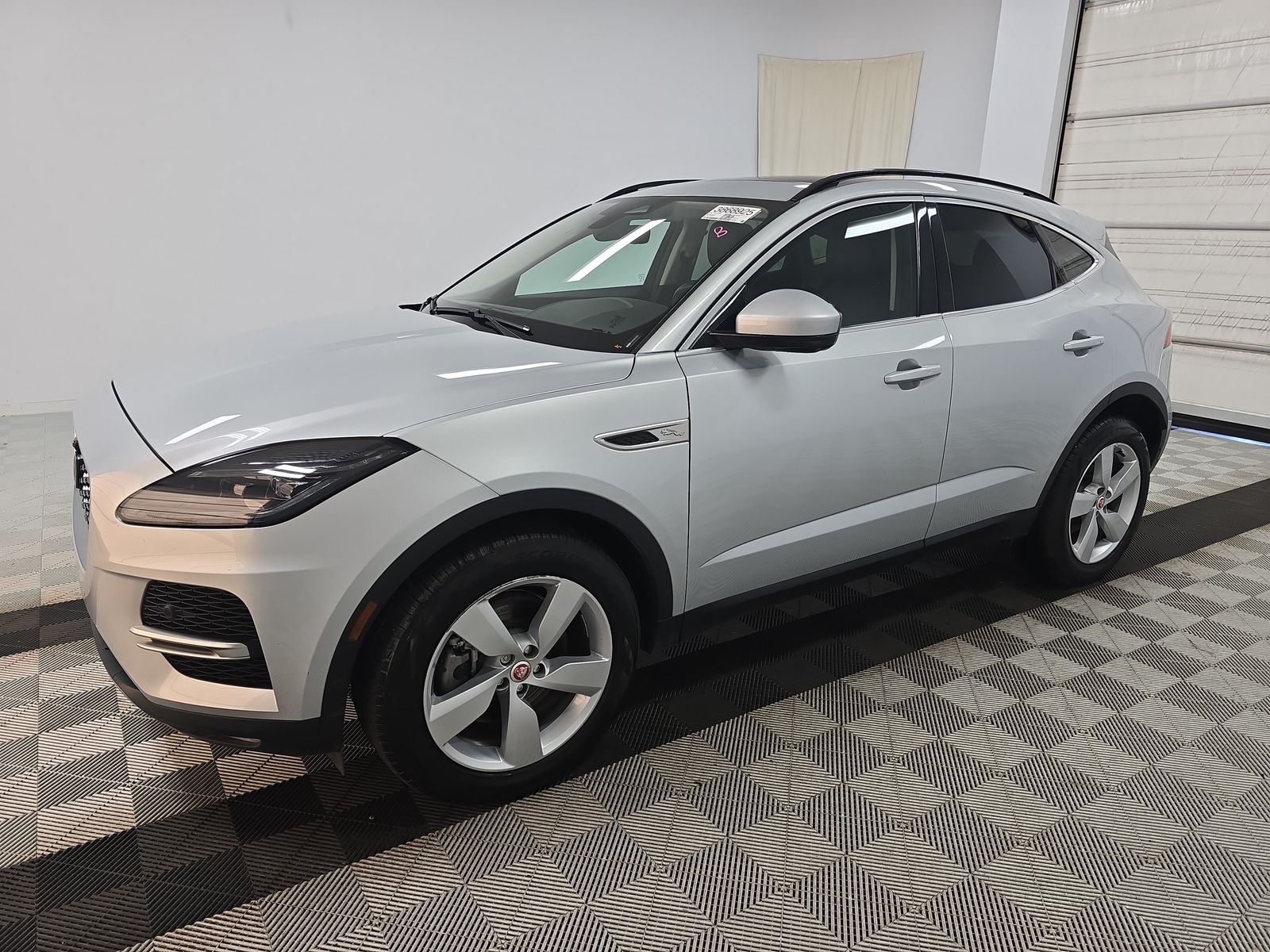 High-quality used cars Jaguar E-PACE. Only Clean Title!