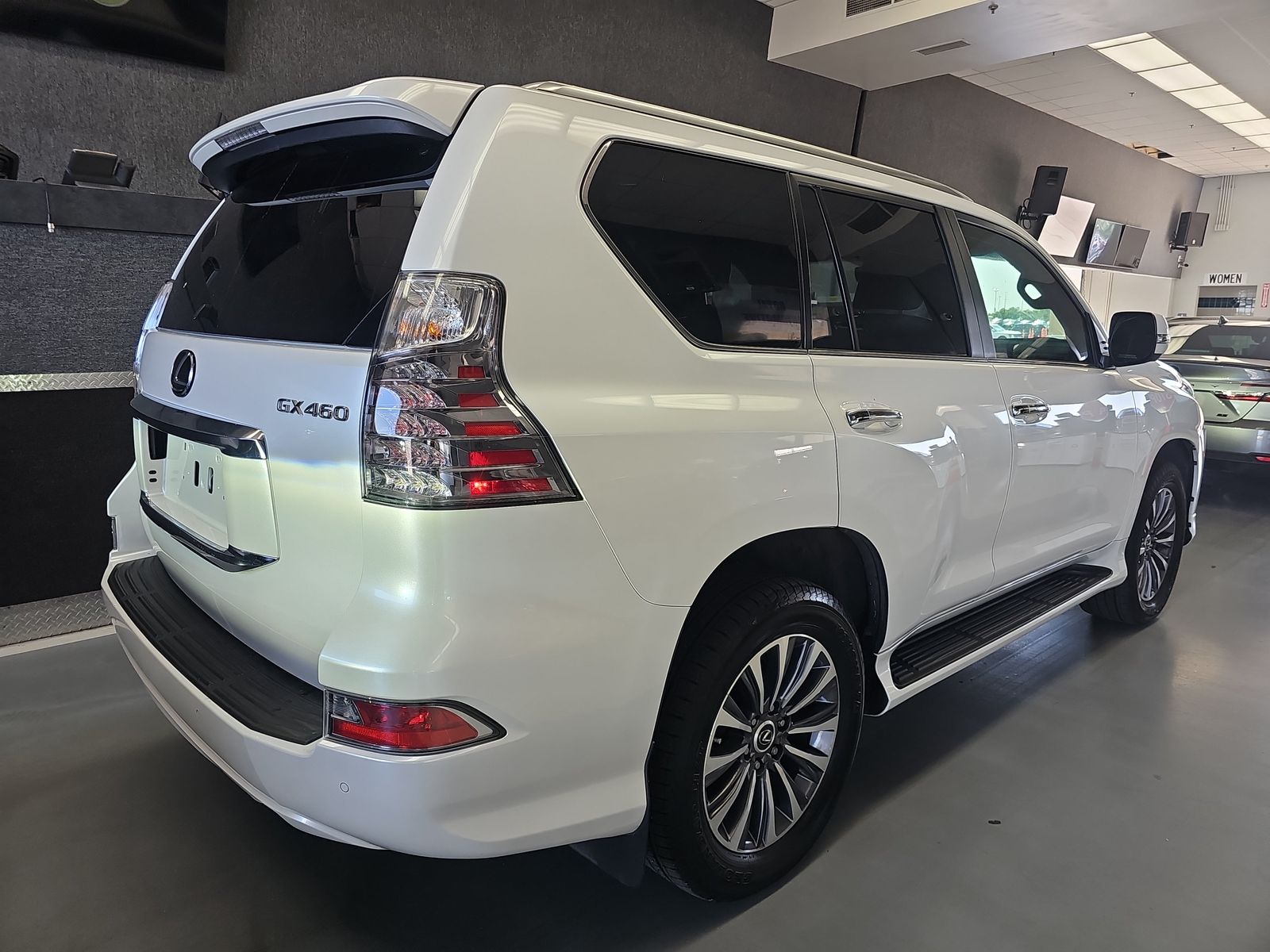 2023 Lexus GX GX 460 Luxury AWD