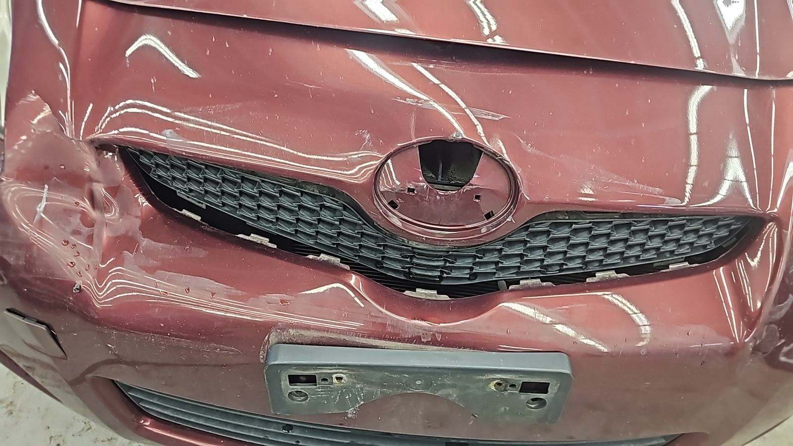2010 Toyota Yaris Base FWD