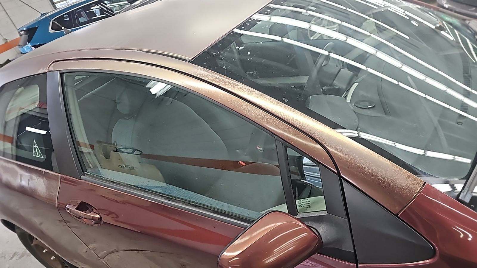 2010 Toyota Yaris Base FWD