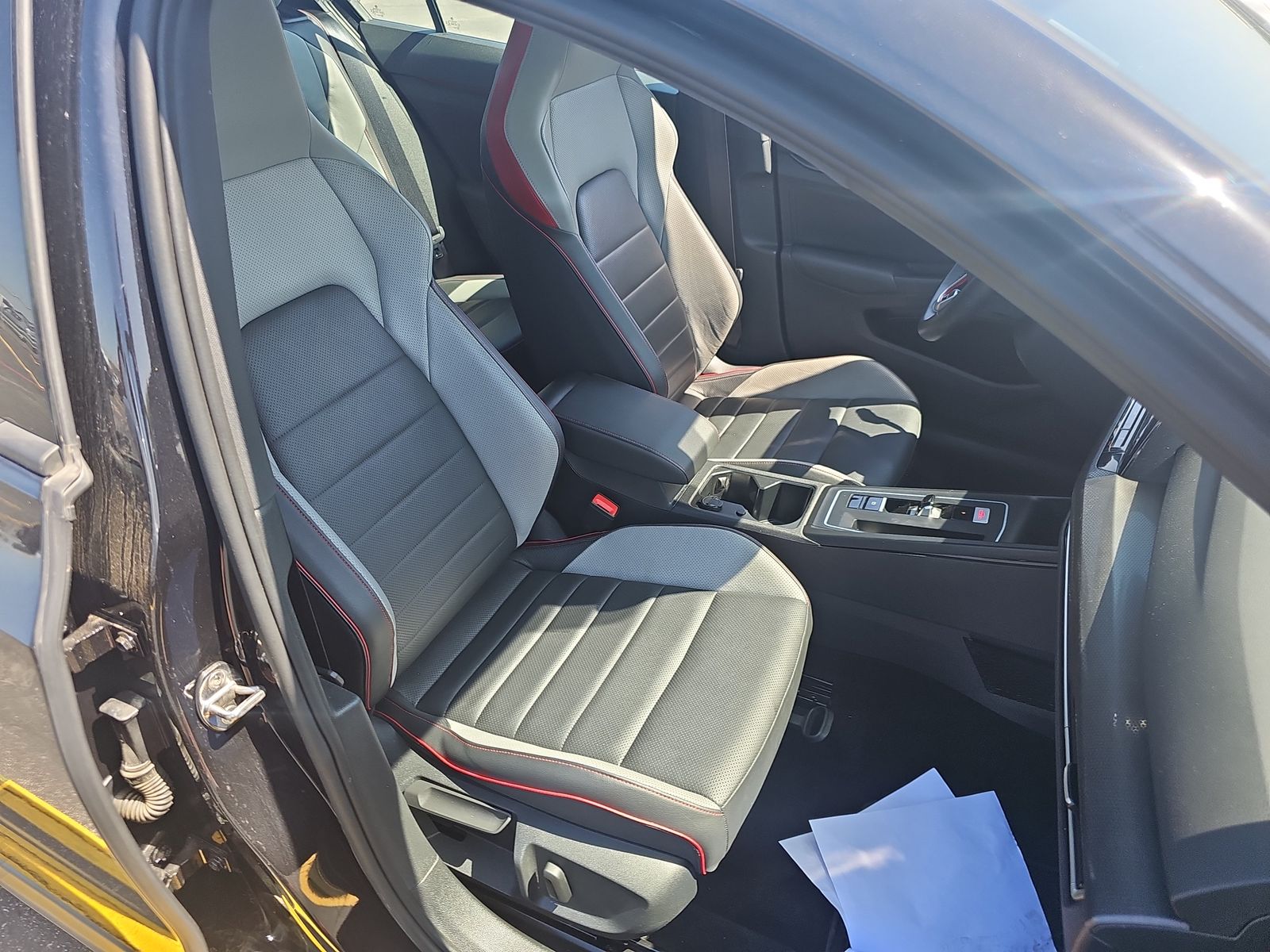 2022 Volkswagen Golf GTI Performance FWD
