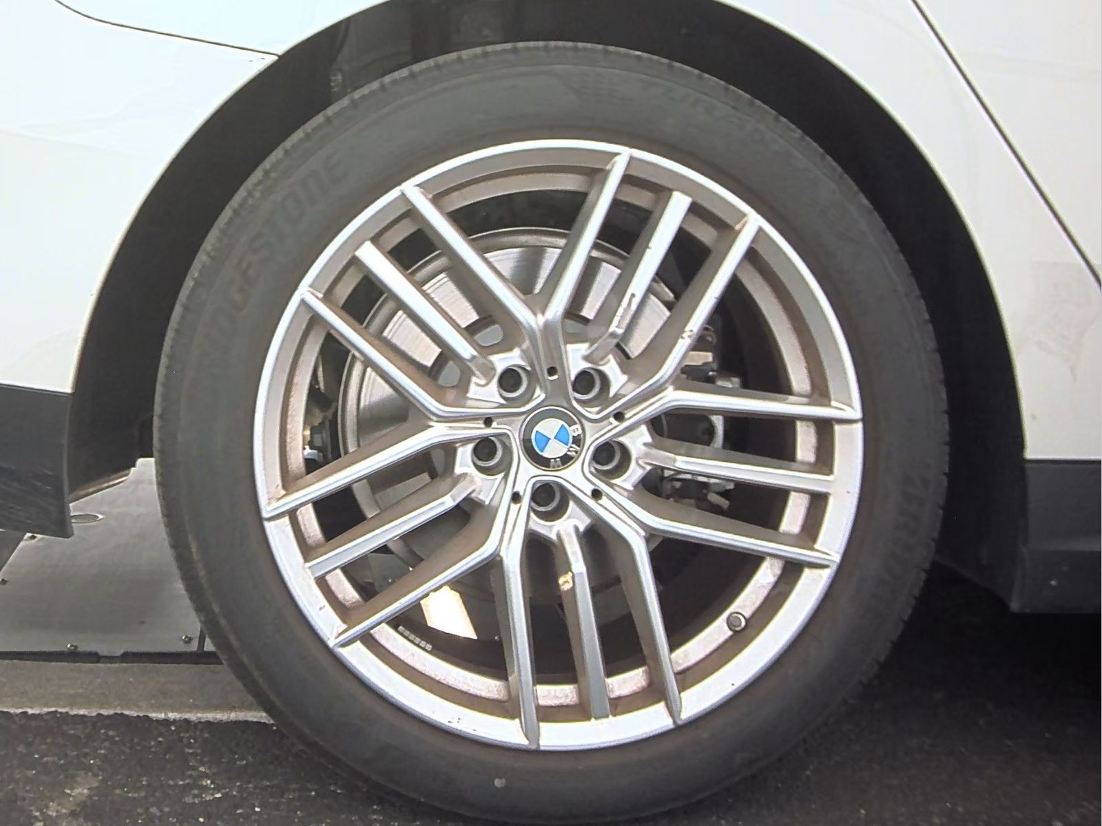 2025 BMW 5 Series 530i RWD