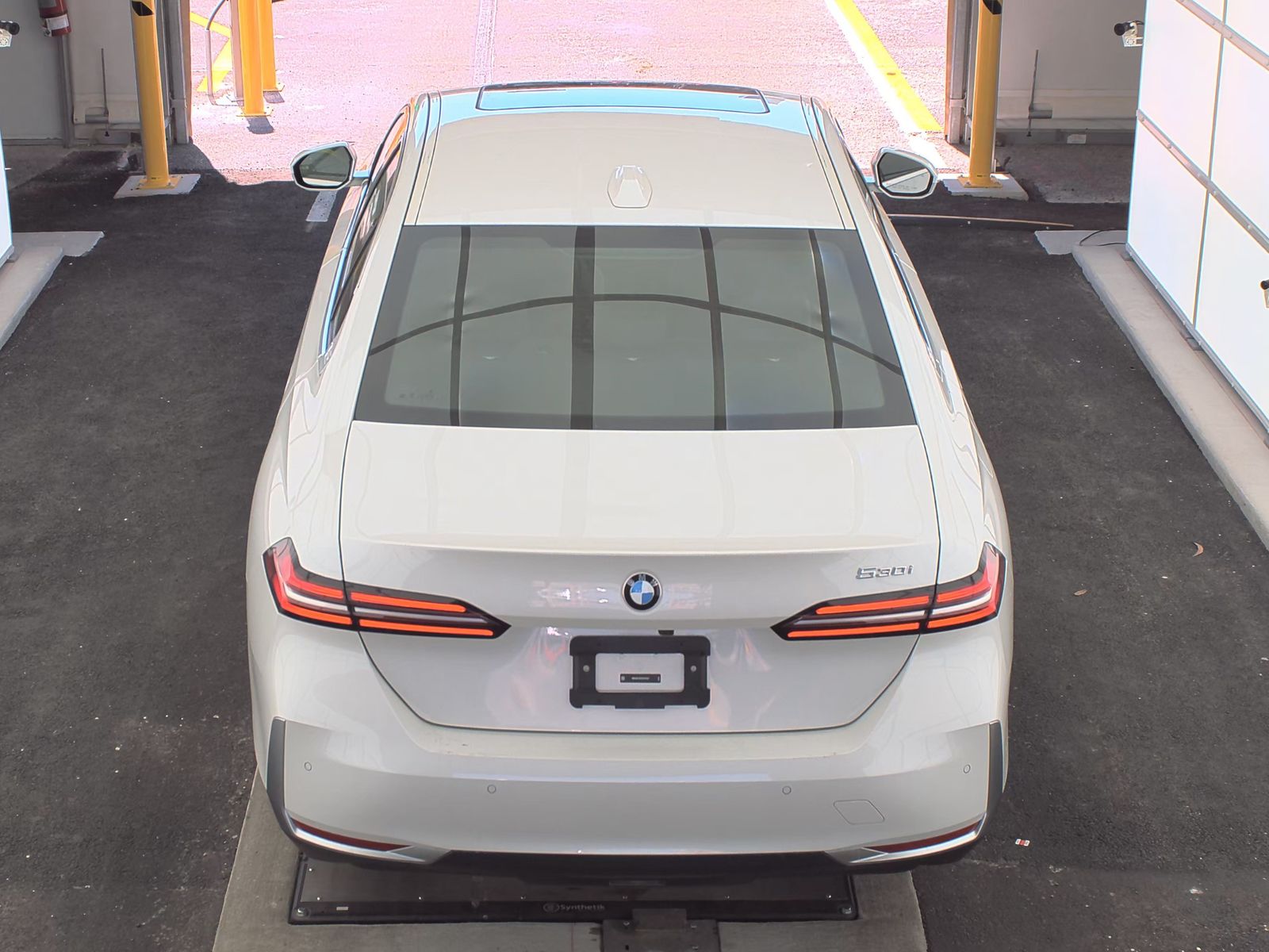 2025 BMW 5 Series 530i RWD