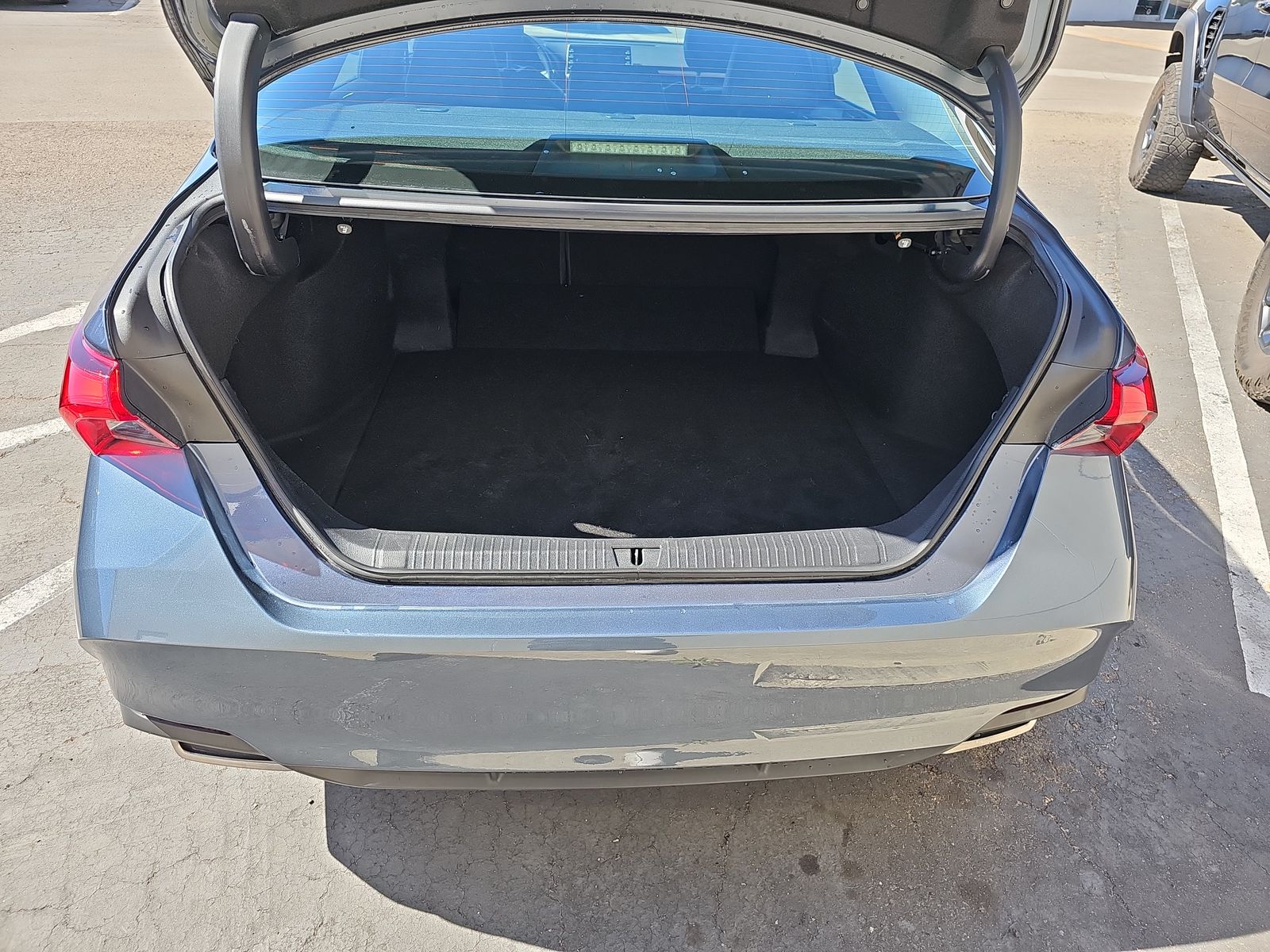 2022 Toyota Avalon XLE FWD