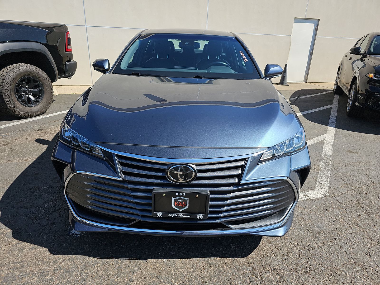 2022 Toyota Avalon XLE FWD