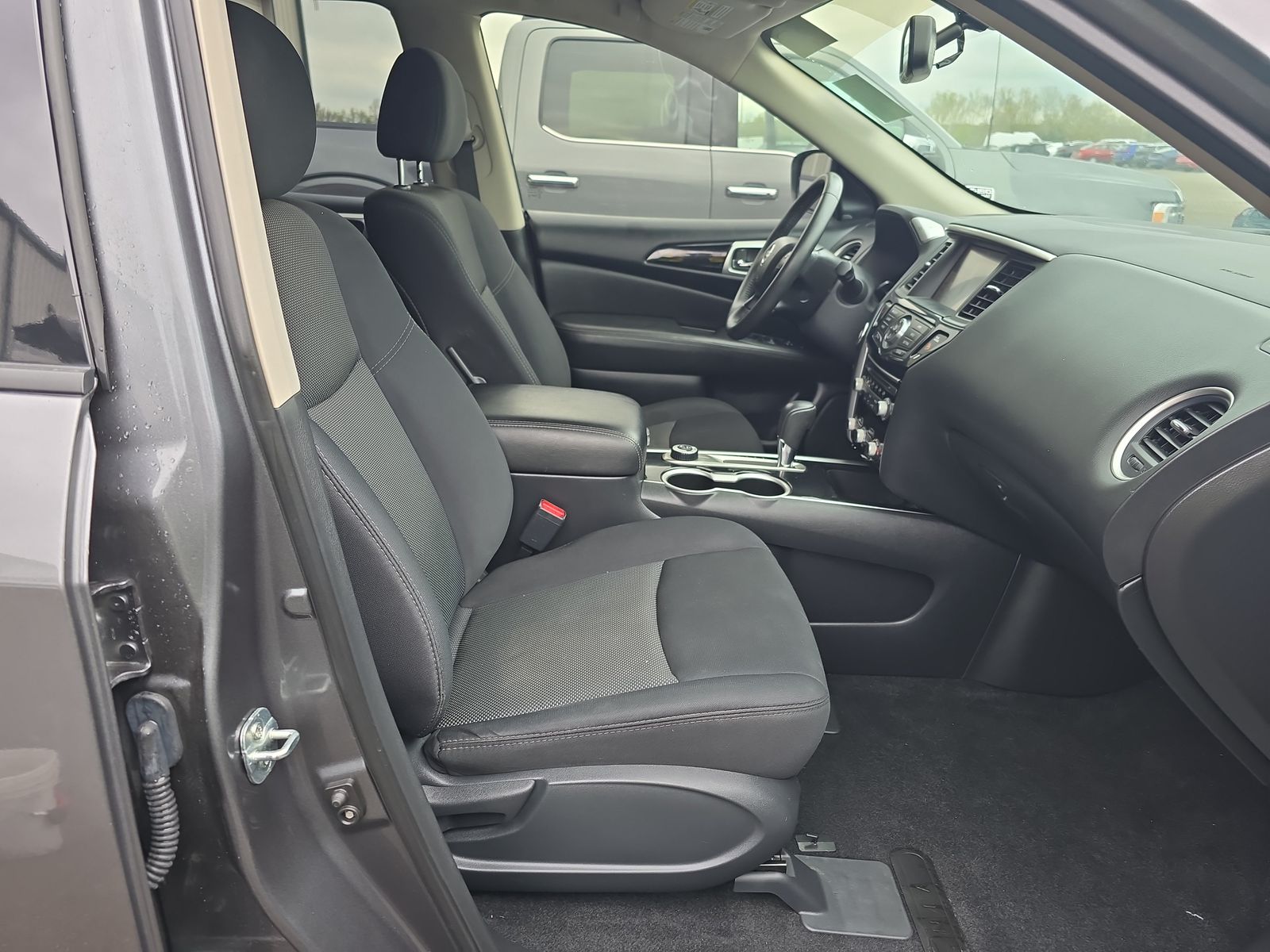 2019 Nissan Pathfinder SV AWD