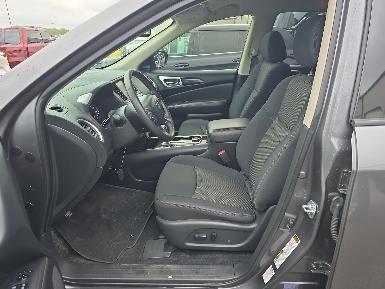2019 Nissan Pathfinder SV AWD