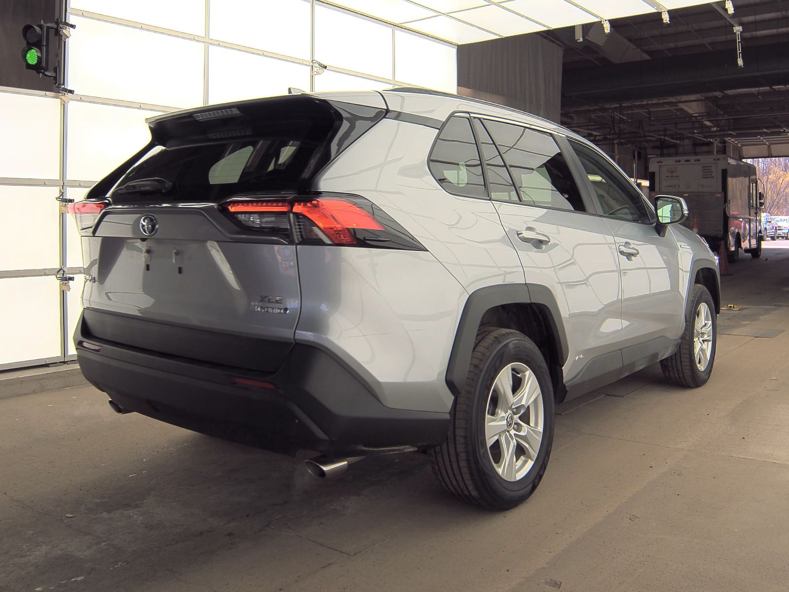 2021 Toyota RAV4 Hybrid XLE AWD
