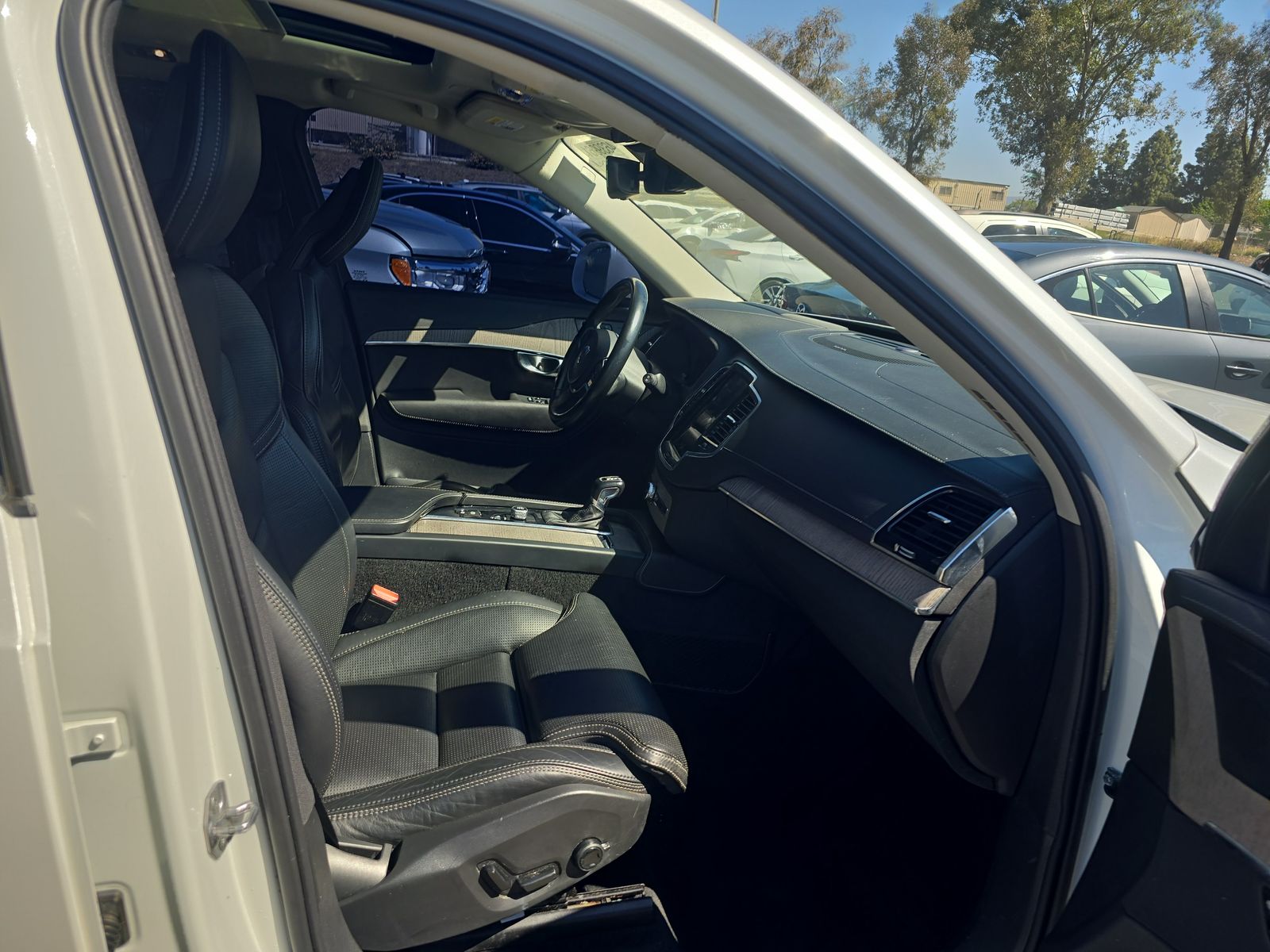 2021 Volvo XC90 T6 Inscription AWD