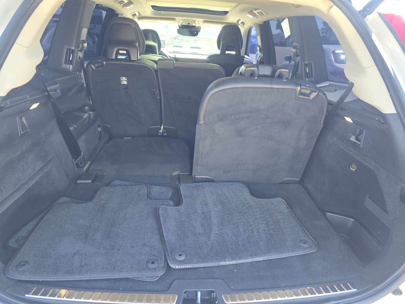2021 Volvo XC90 T6 Inscription AWD