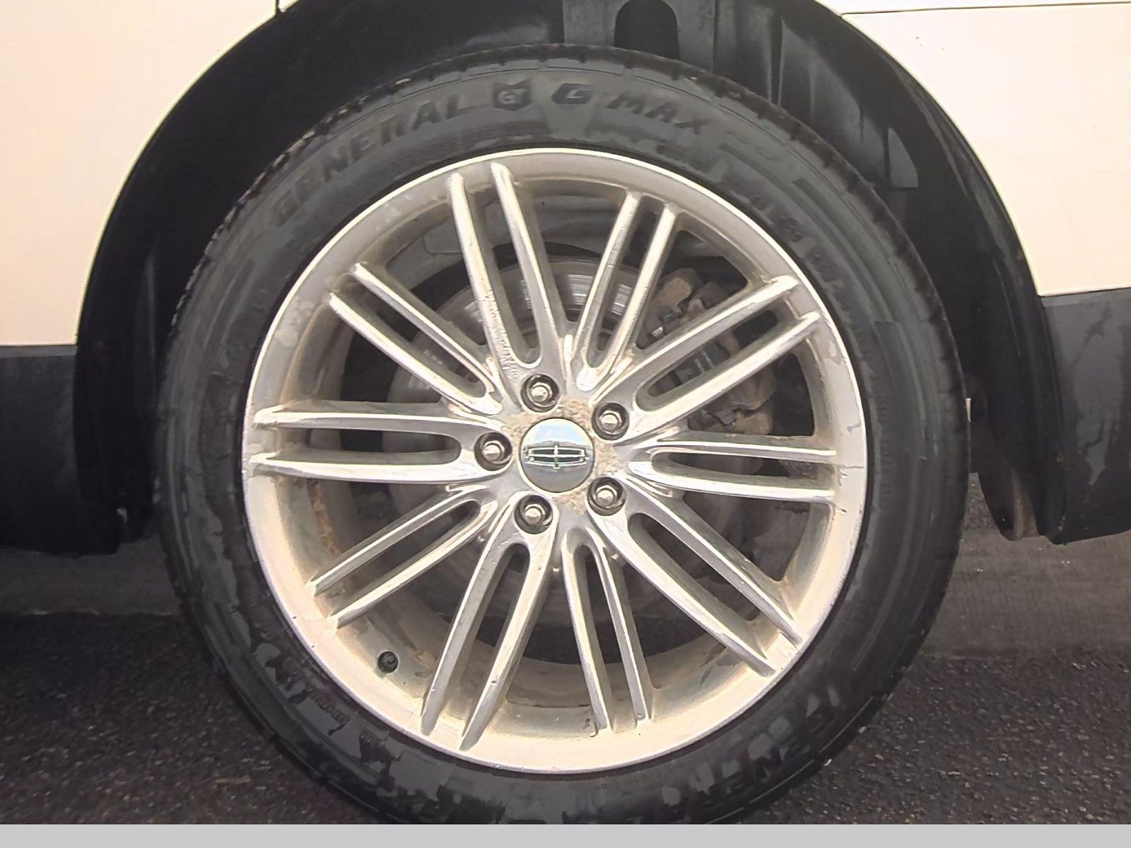 2019 Lincoln MKT Reserve AWD