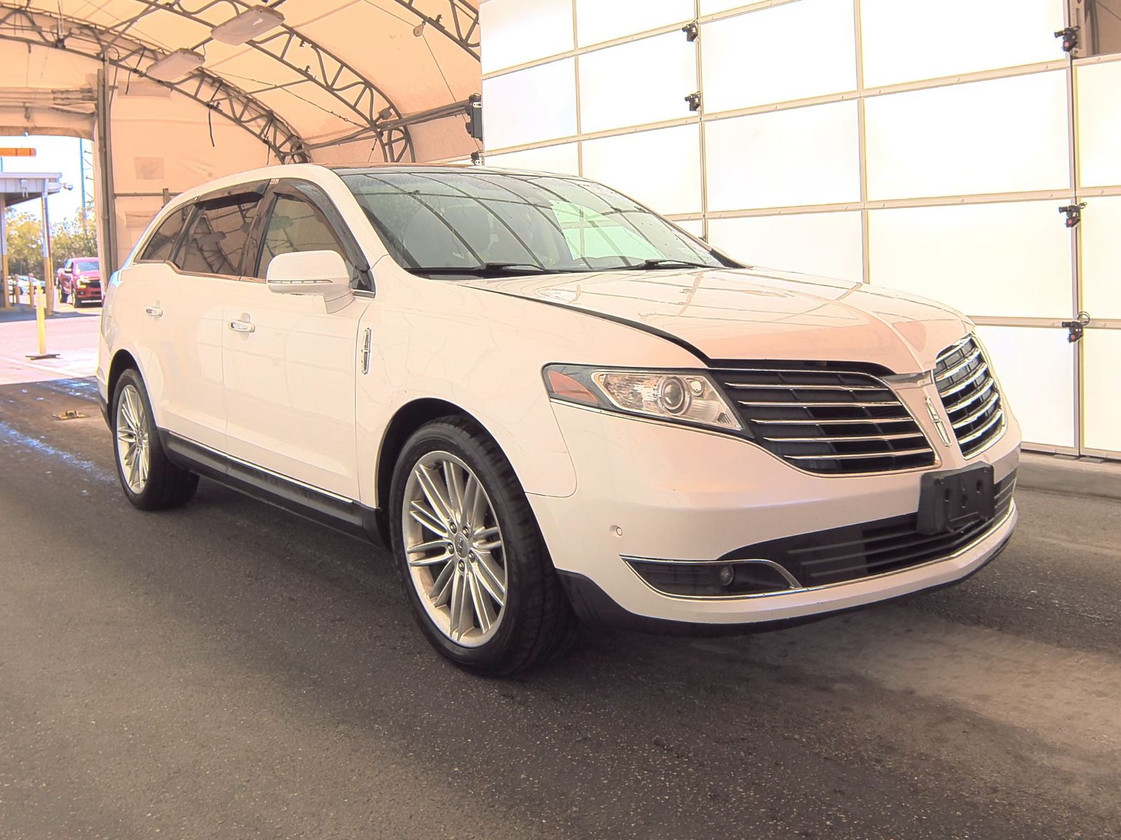 2019 Lincoln MKT Reserve AWD