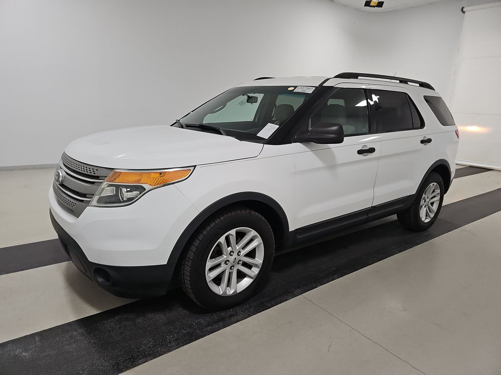 2015 Ford Explorer Base FWD