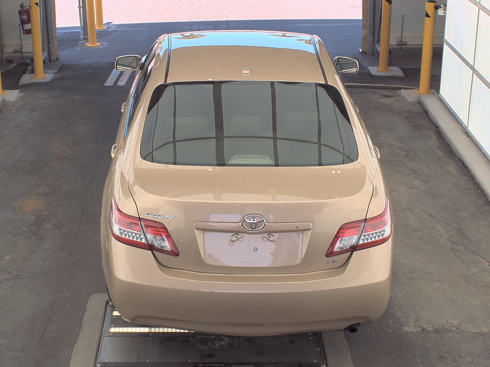 2011 Toyota Camry LE FWD