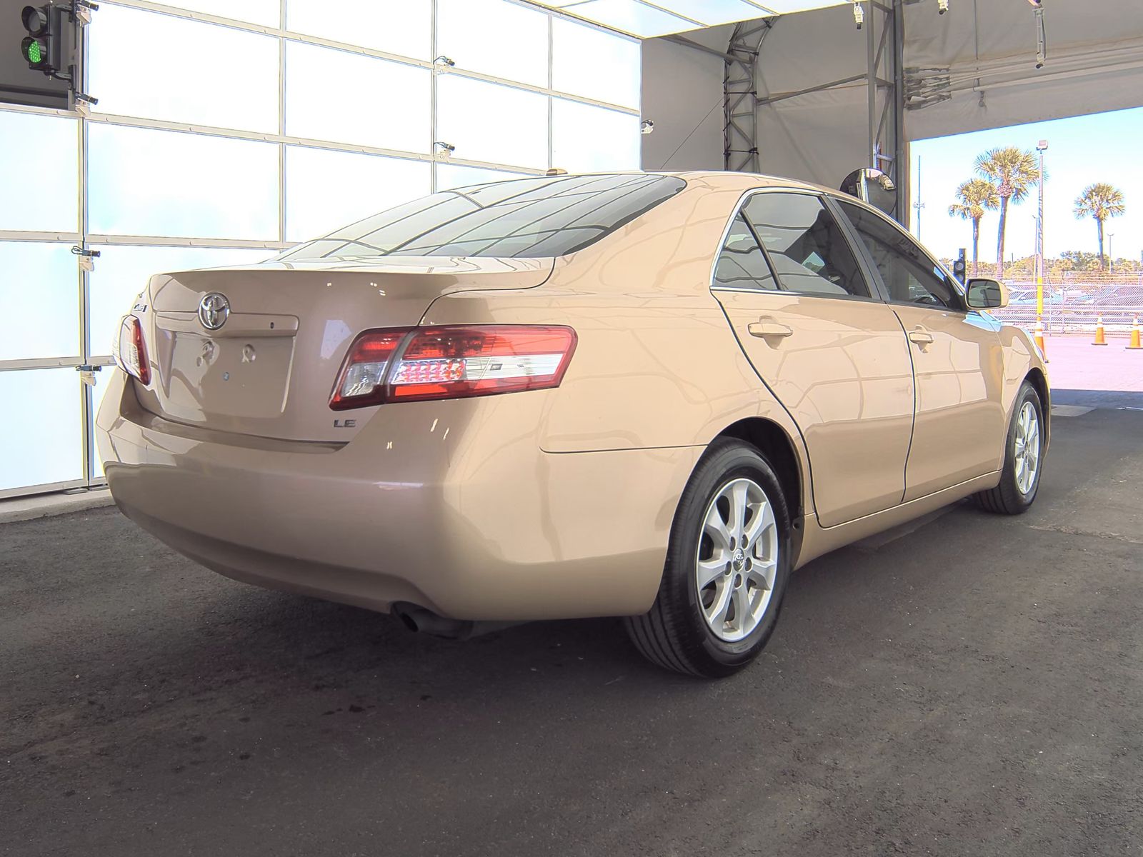2011 Toyota Camry LE FWD