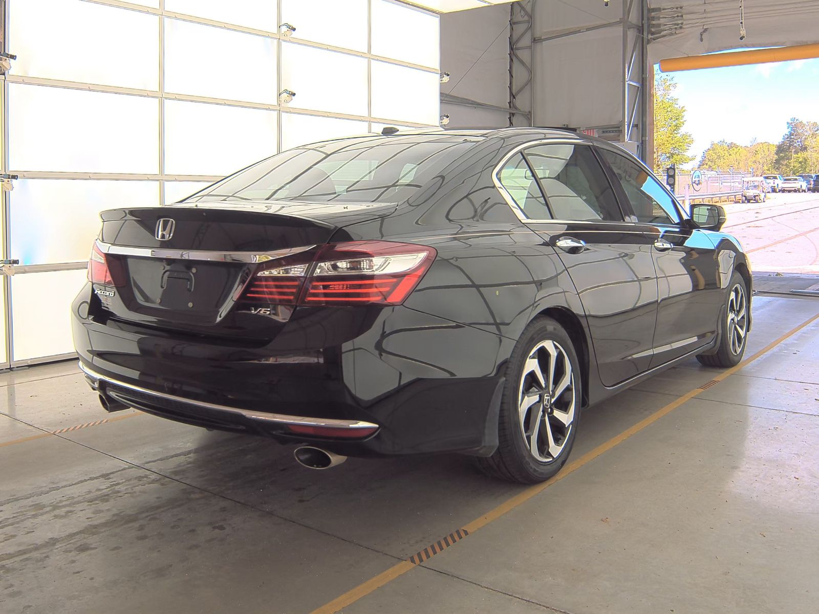 2017 Honda Accord Sedan EX-L FWD