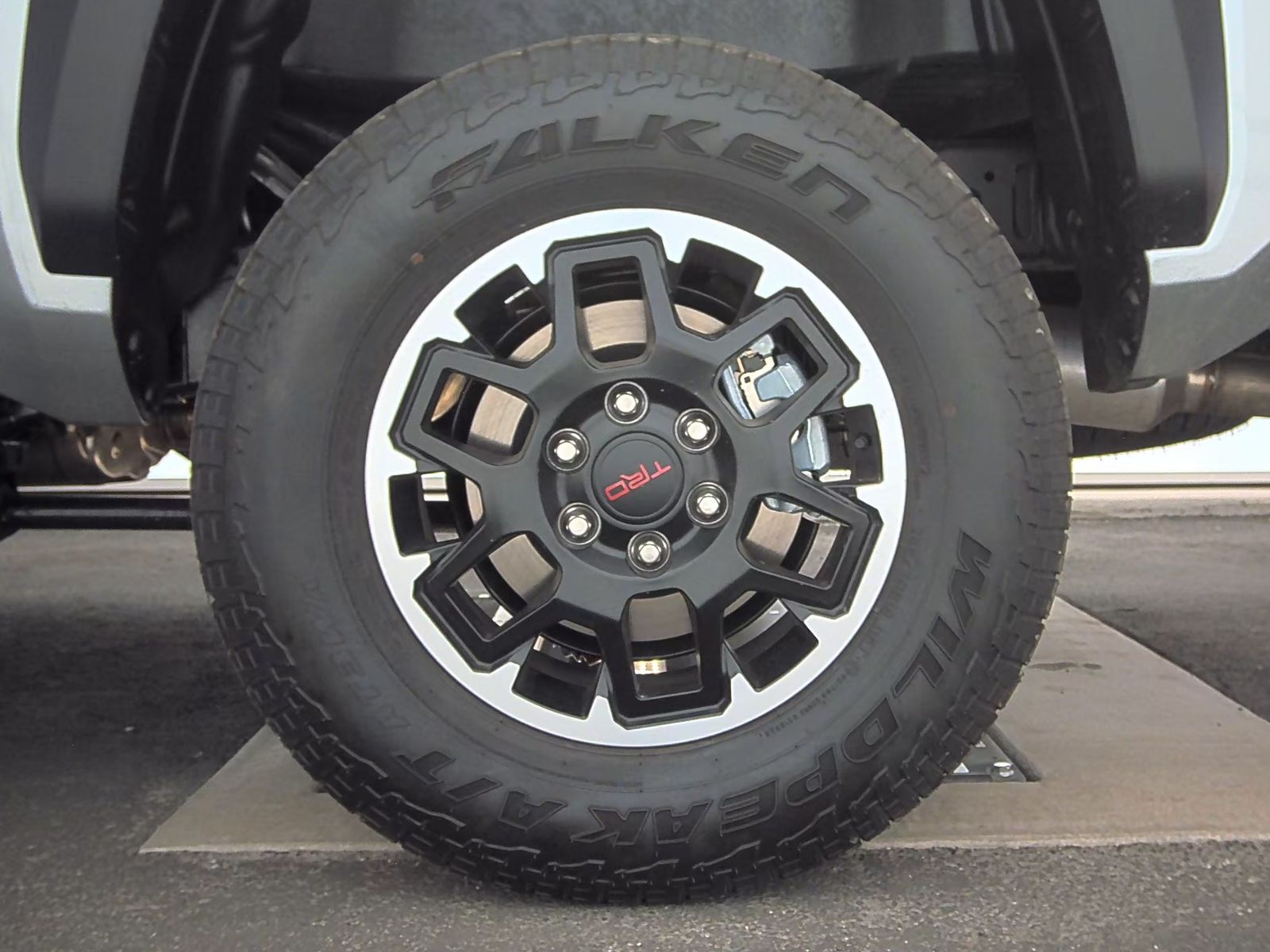 2024 Toyota Tacoma Hybrid TRD Off-Road AWD
