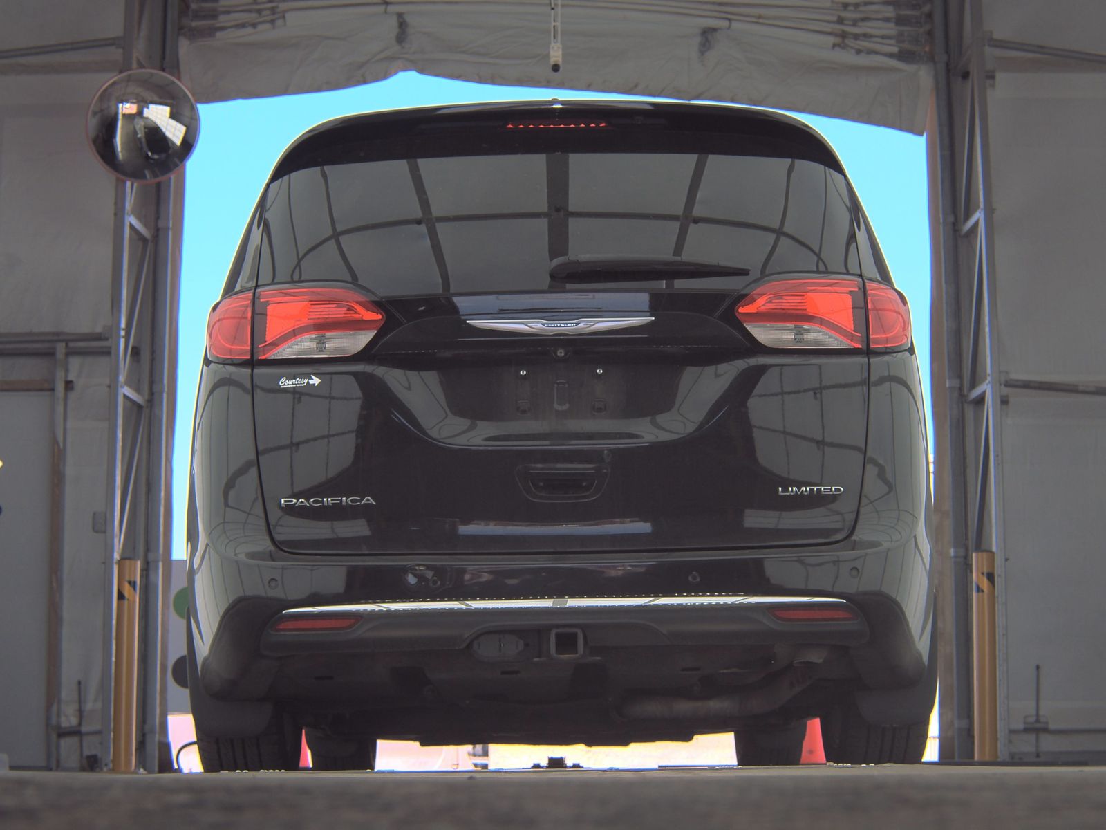 2018 Chrysler Pacifica Limited FWD